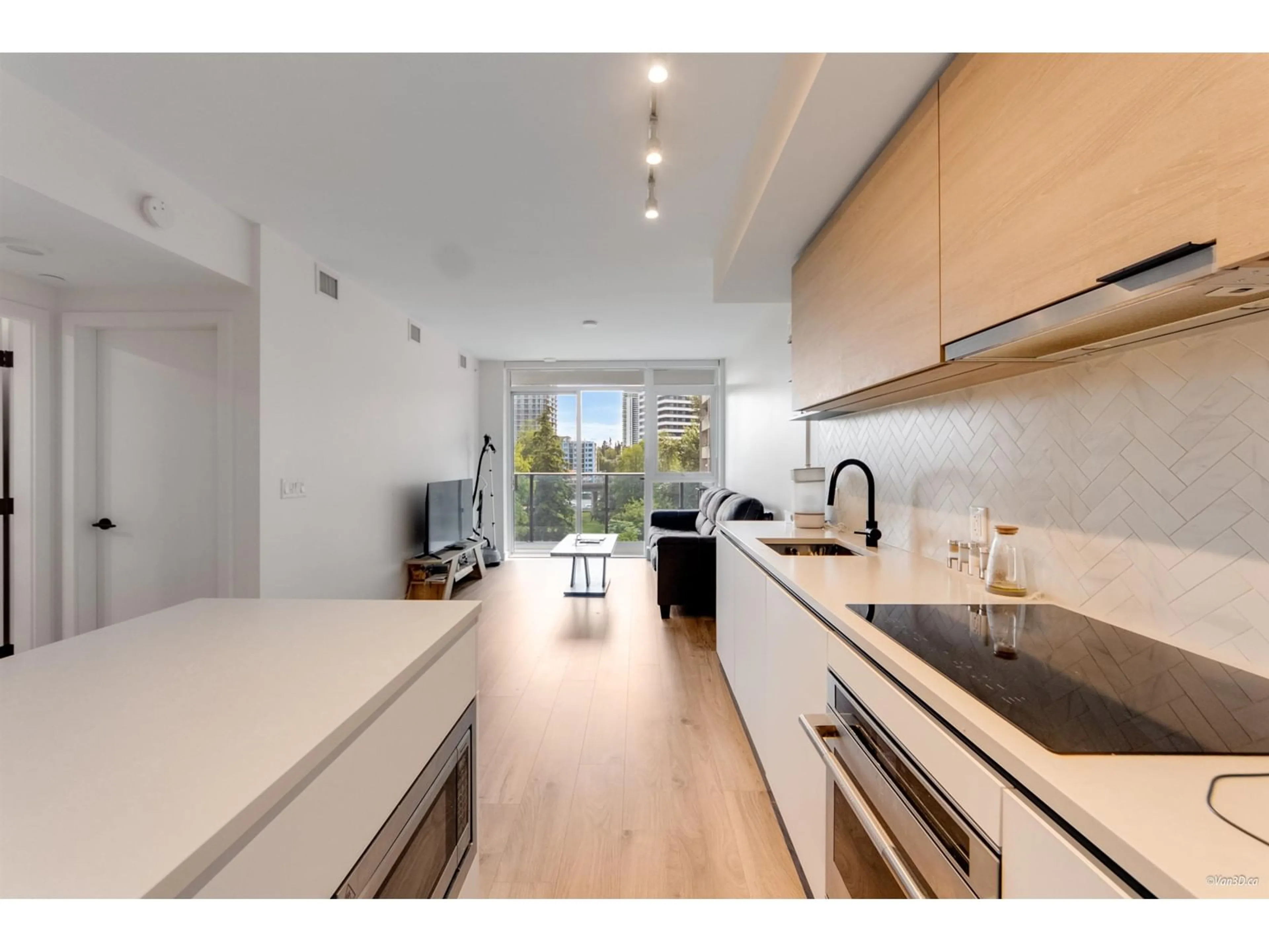 Open concept kitchen, unknown for 506 - 10448 UNIVERSITY, Surrey British Columbia V3T0S7