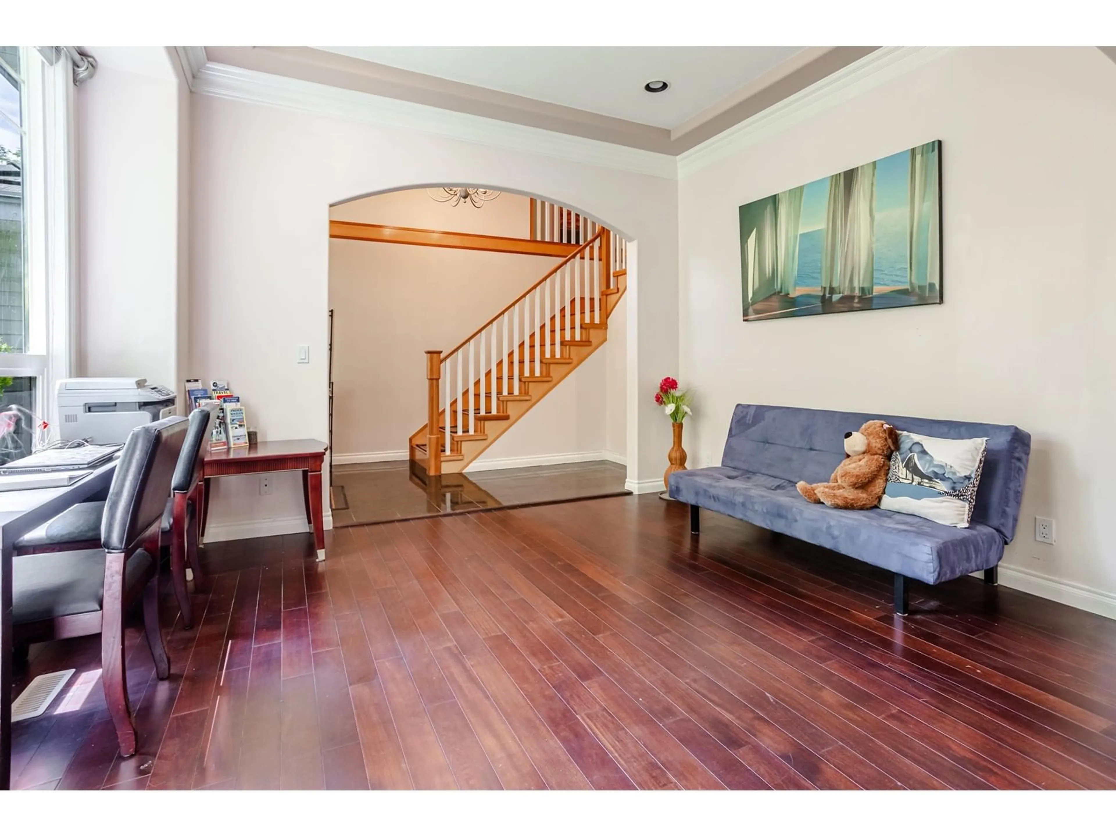 Indoor entryway for 15619 102B, Surrey British Columbia V4N2M1