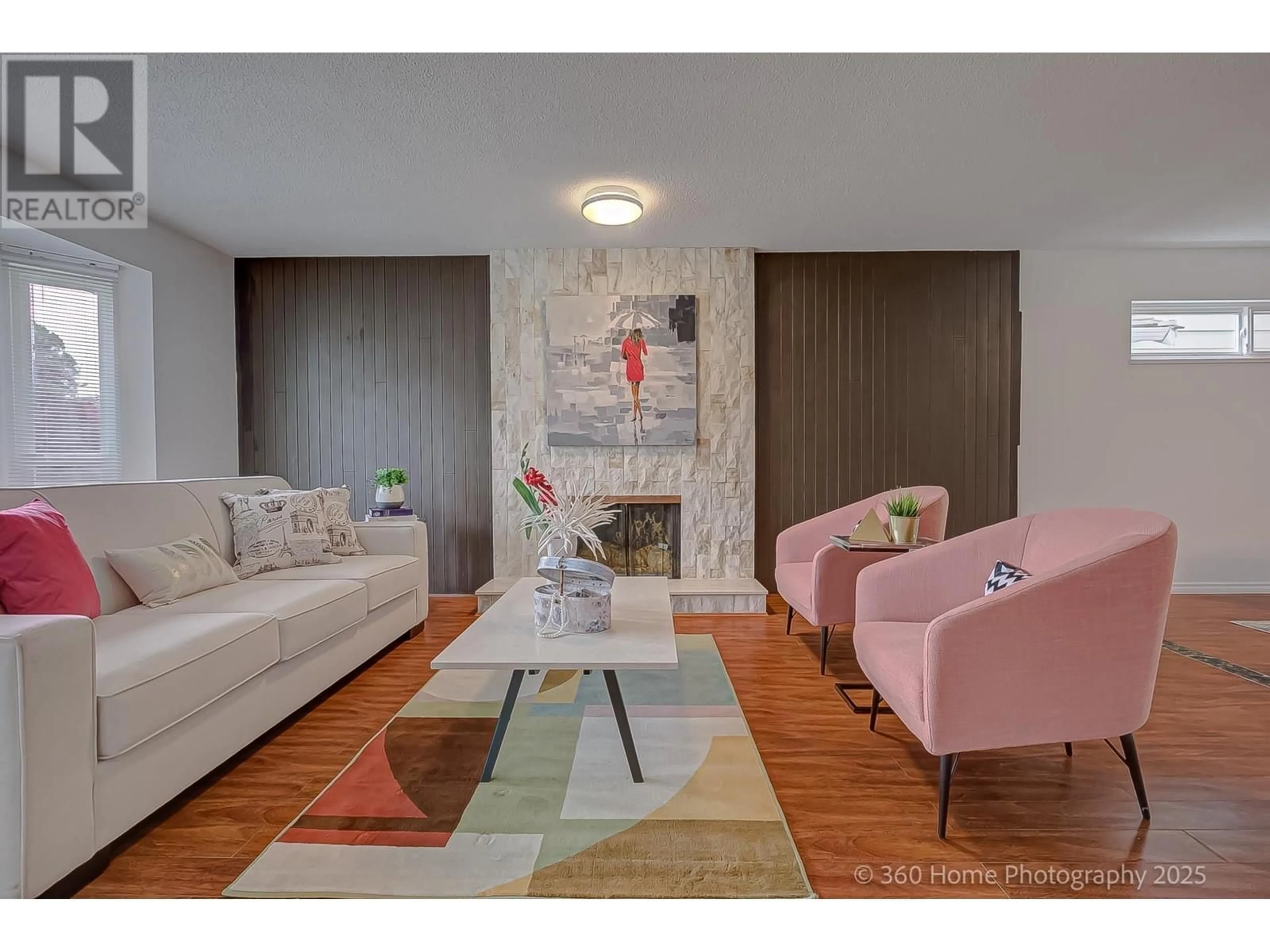 Living room with furniture, unknown for 8711 DELAWARE ROAD, Richmond British Columbia V7C4X6