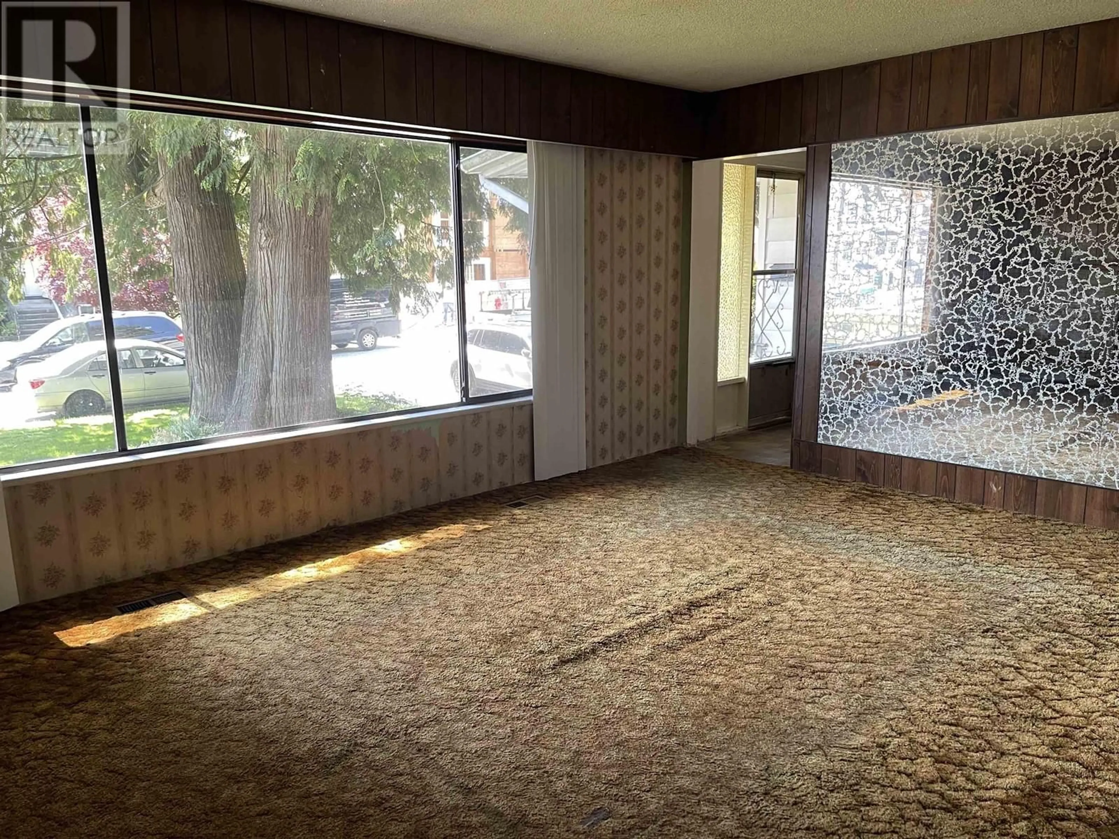 A pic of a room for 2155 RINDALL AVENUE, Port Coquitlam British Columbia V3C1T9