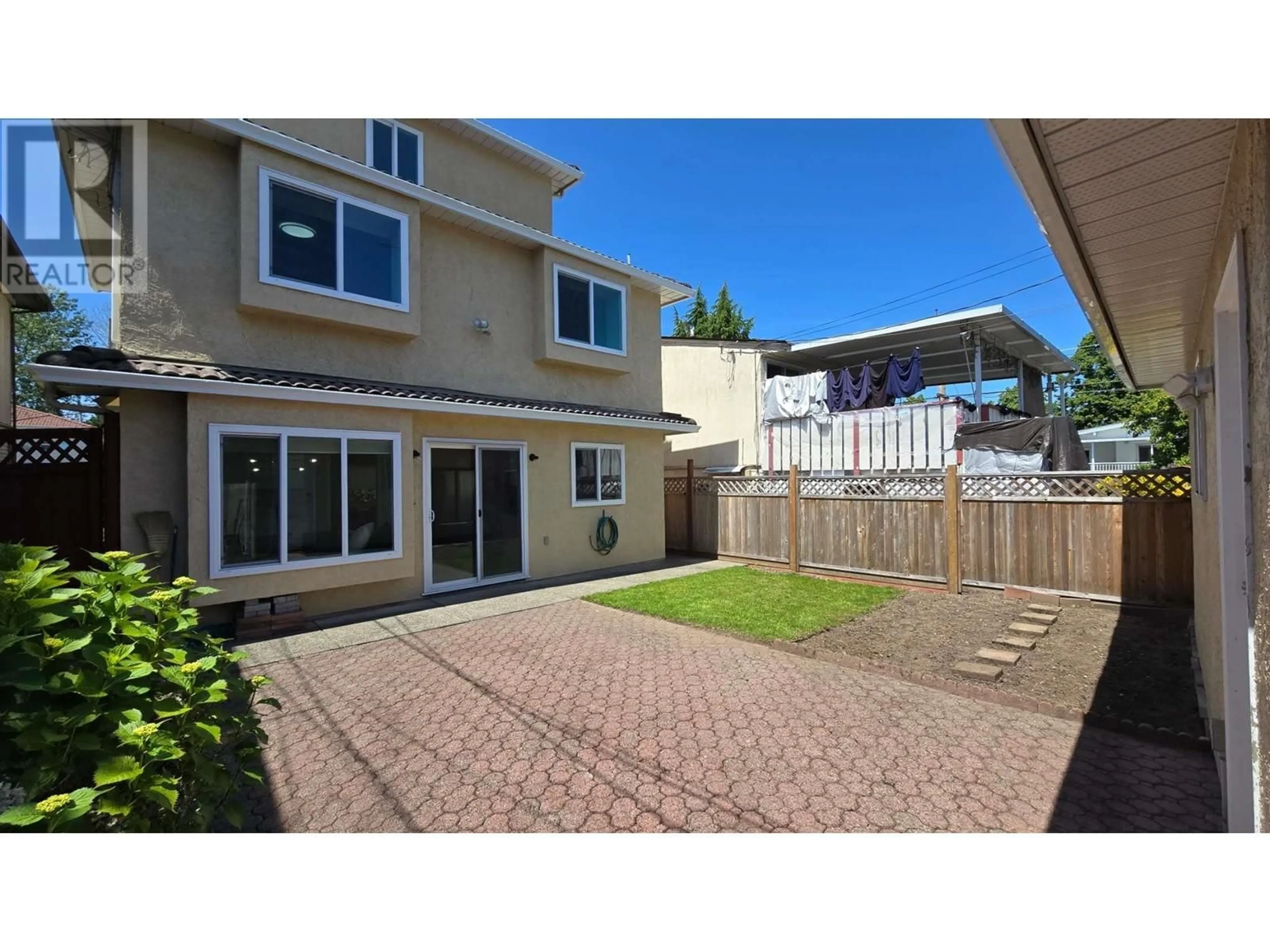 Patio, street for 4110 PENTICTON STREET, Vancouver British Columbia V5R1Y1
