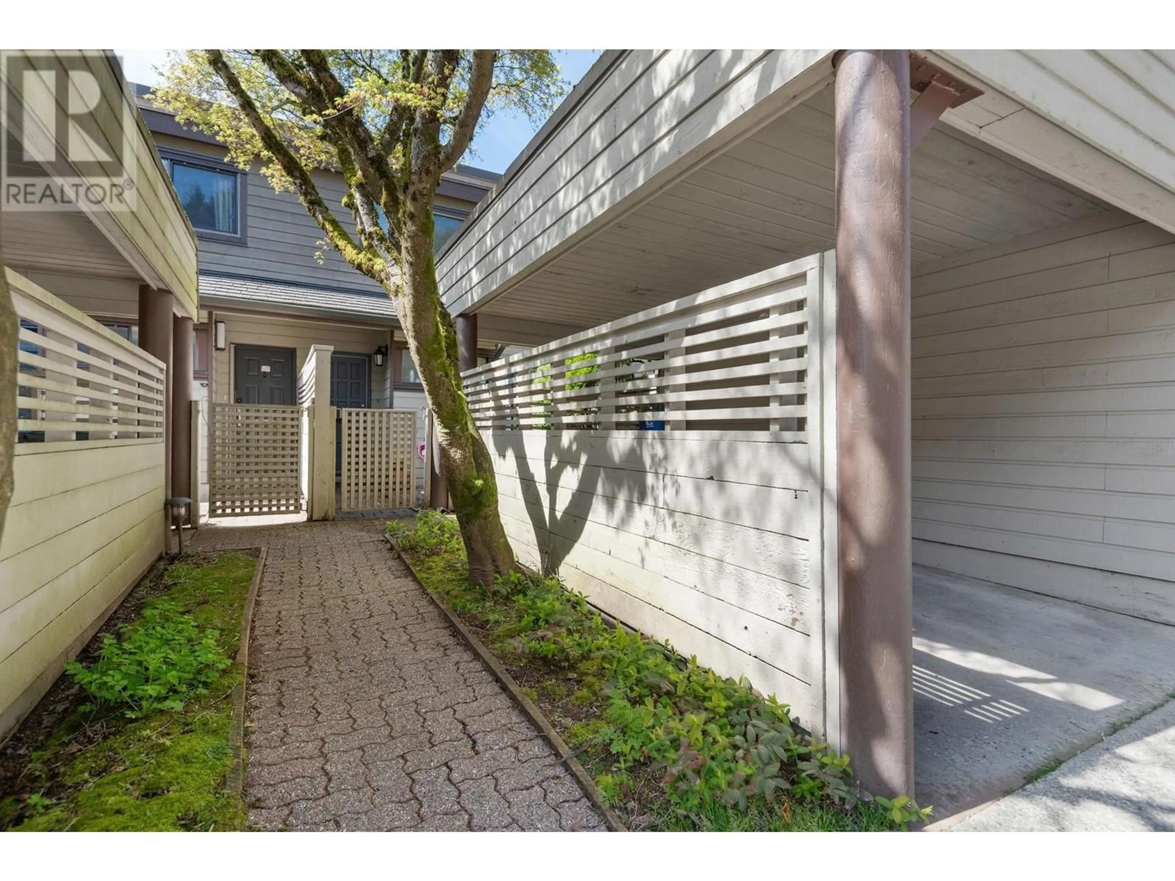 Unknown for 3961 SPRINGTREE DRIVE, Vancouver British Columbia V6L3E2