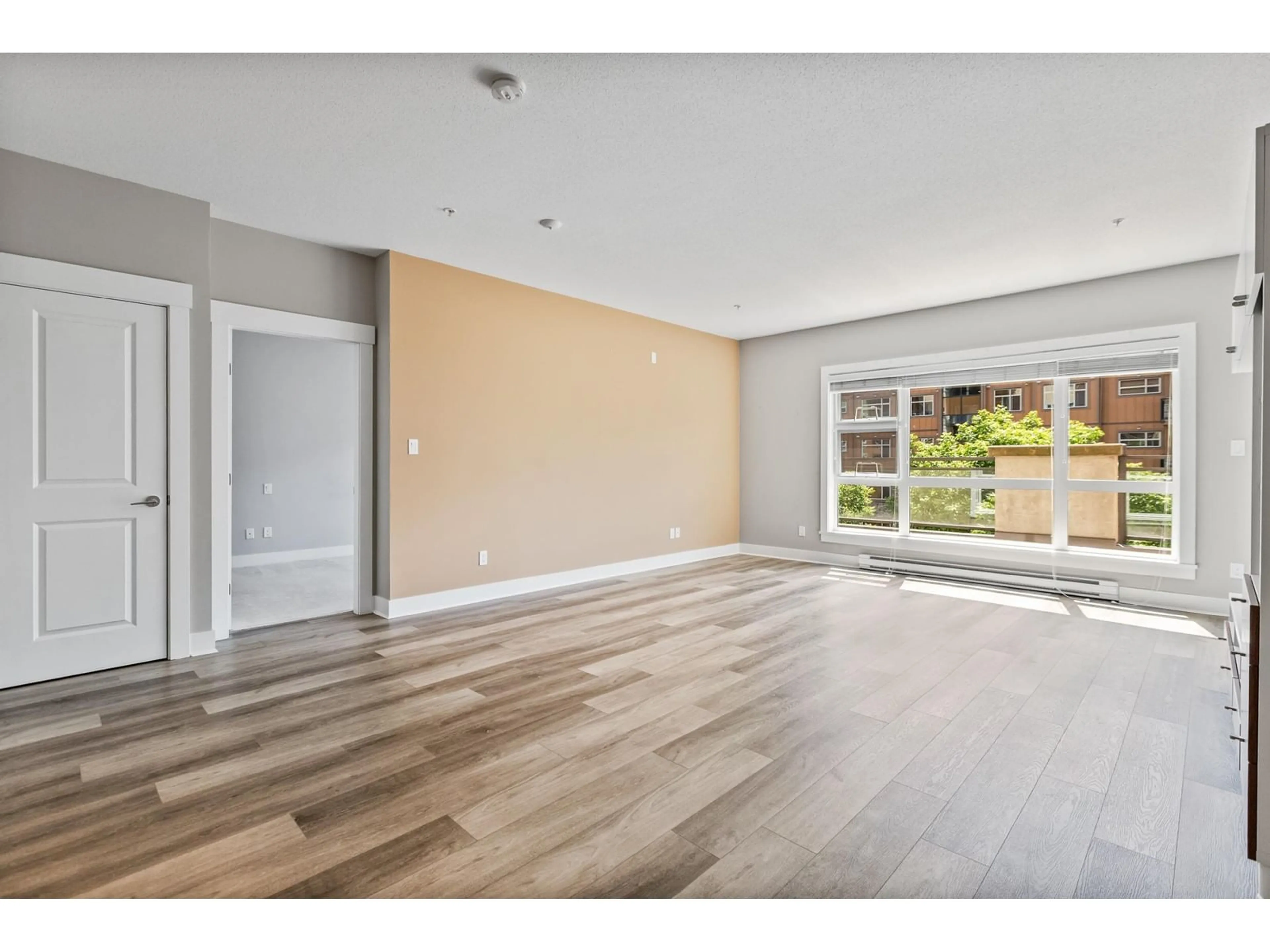 Unknown for 219 - 20728 WILLOUGHBY TOWN CENTRE, Langley British Columbia V2Y0P3