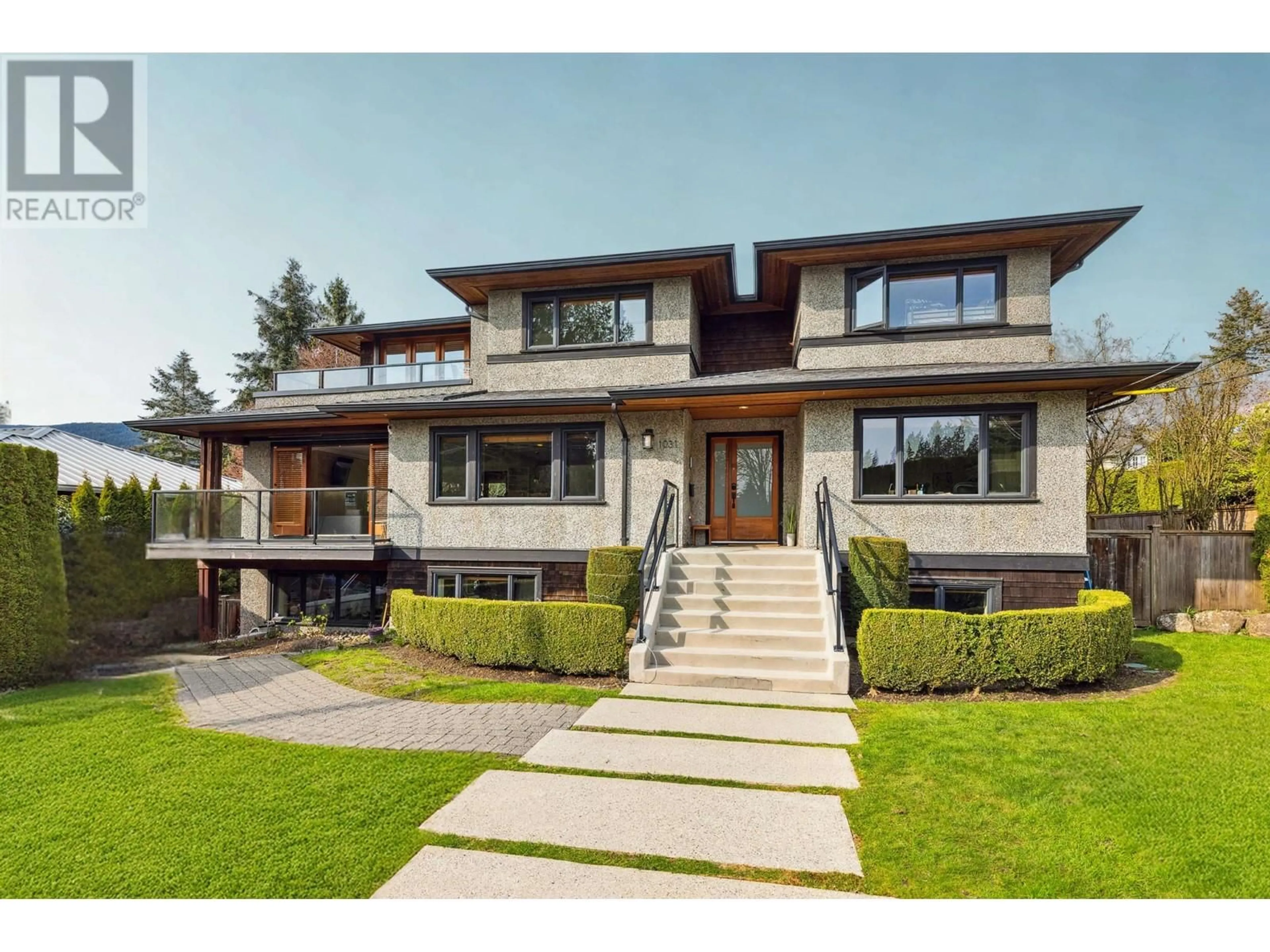 Home with brick exterior material, street for 1031 INGLEWOOD AVENUE, West Vancouver British Columbia V7T1Y1