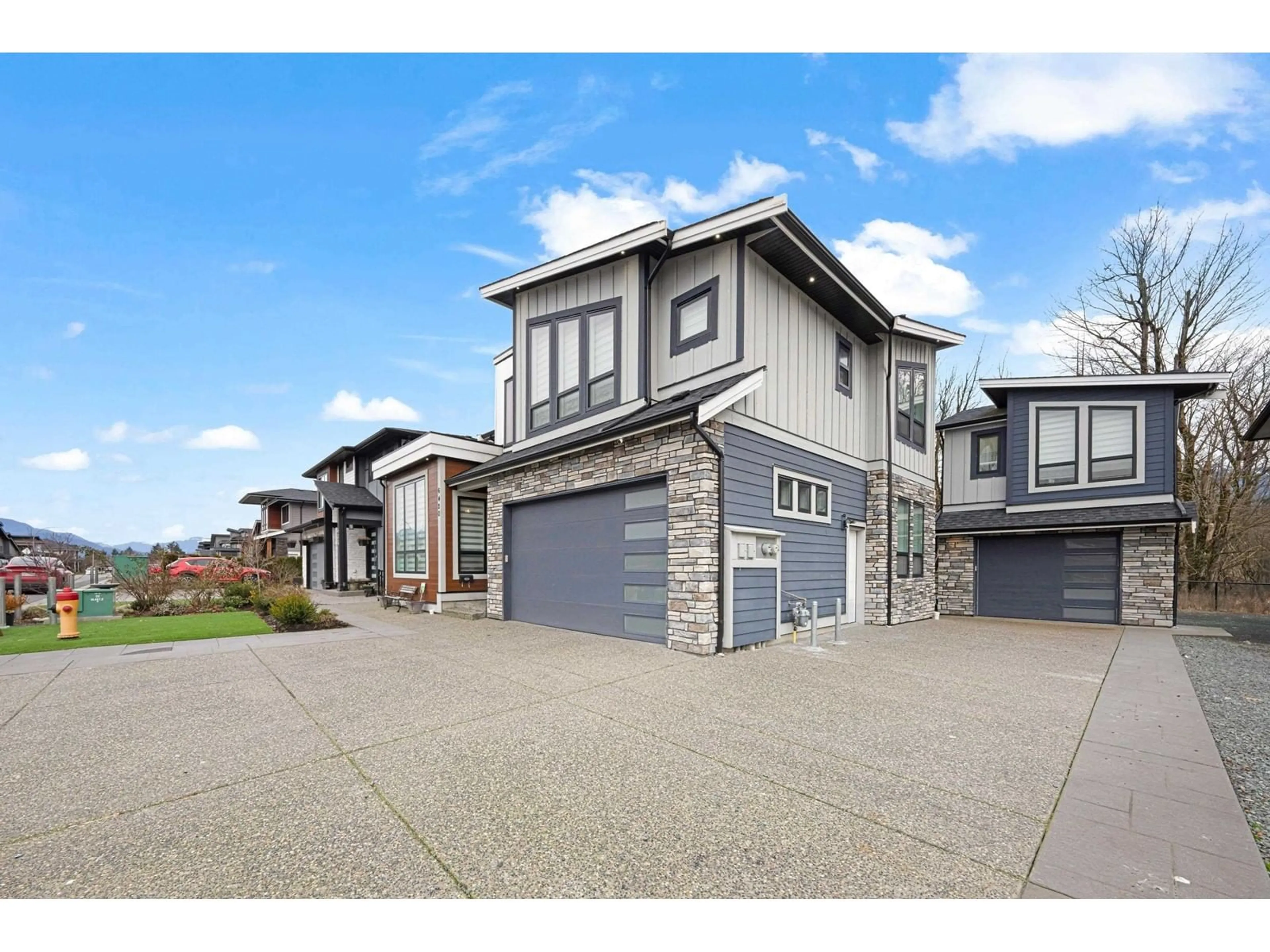 Home with brick exterior material, street for 6420 FAIRWAY STREET, Chilliwack British Columbia V2R0Z8