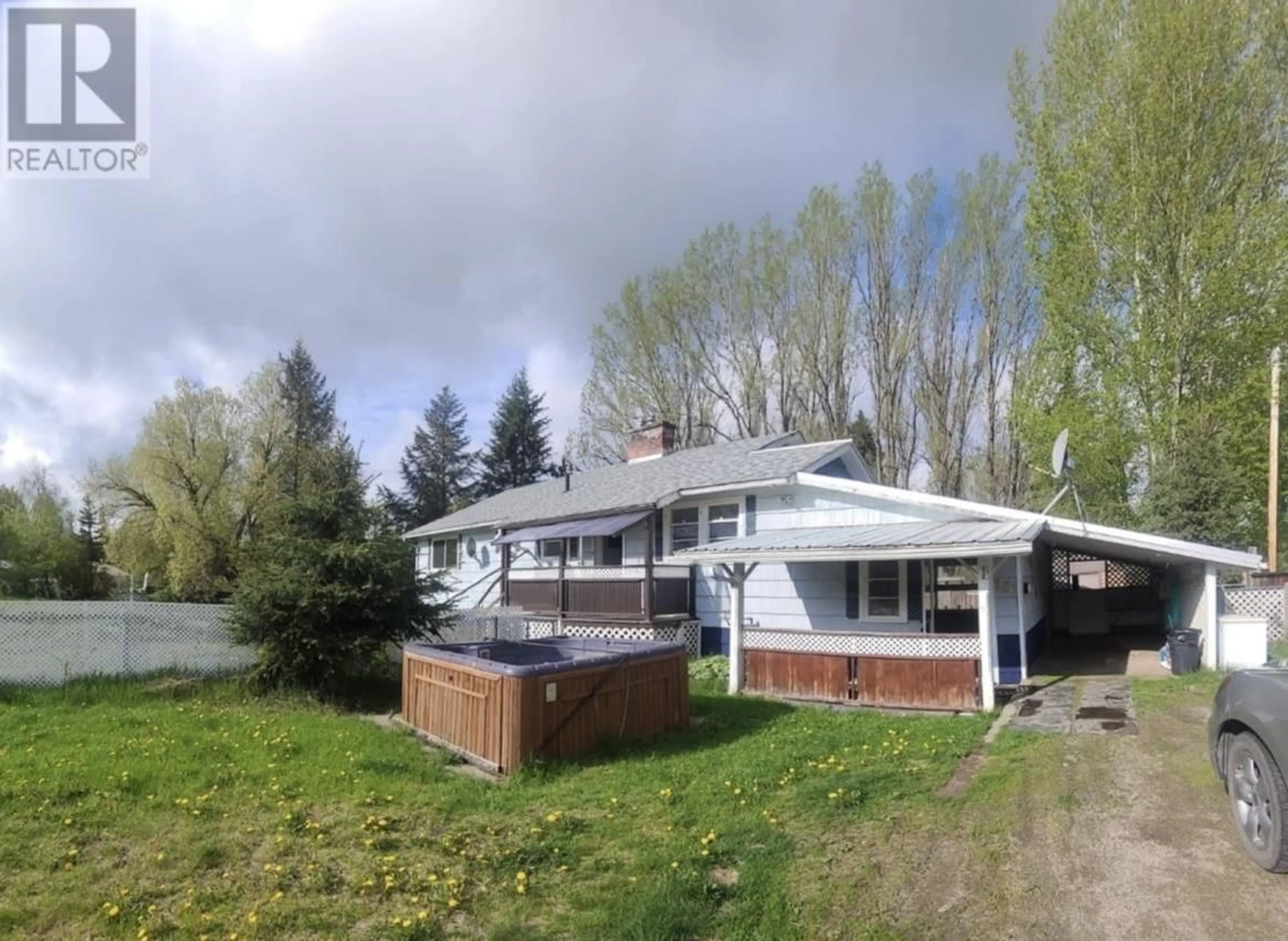 A pic from outside/outdoor area/front of a property/back of a property/a pic from drone, unknown for 181 KEEFE ROAD, Hixon British Columbia V0K1S0