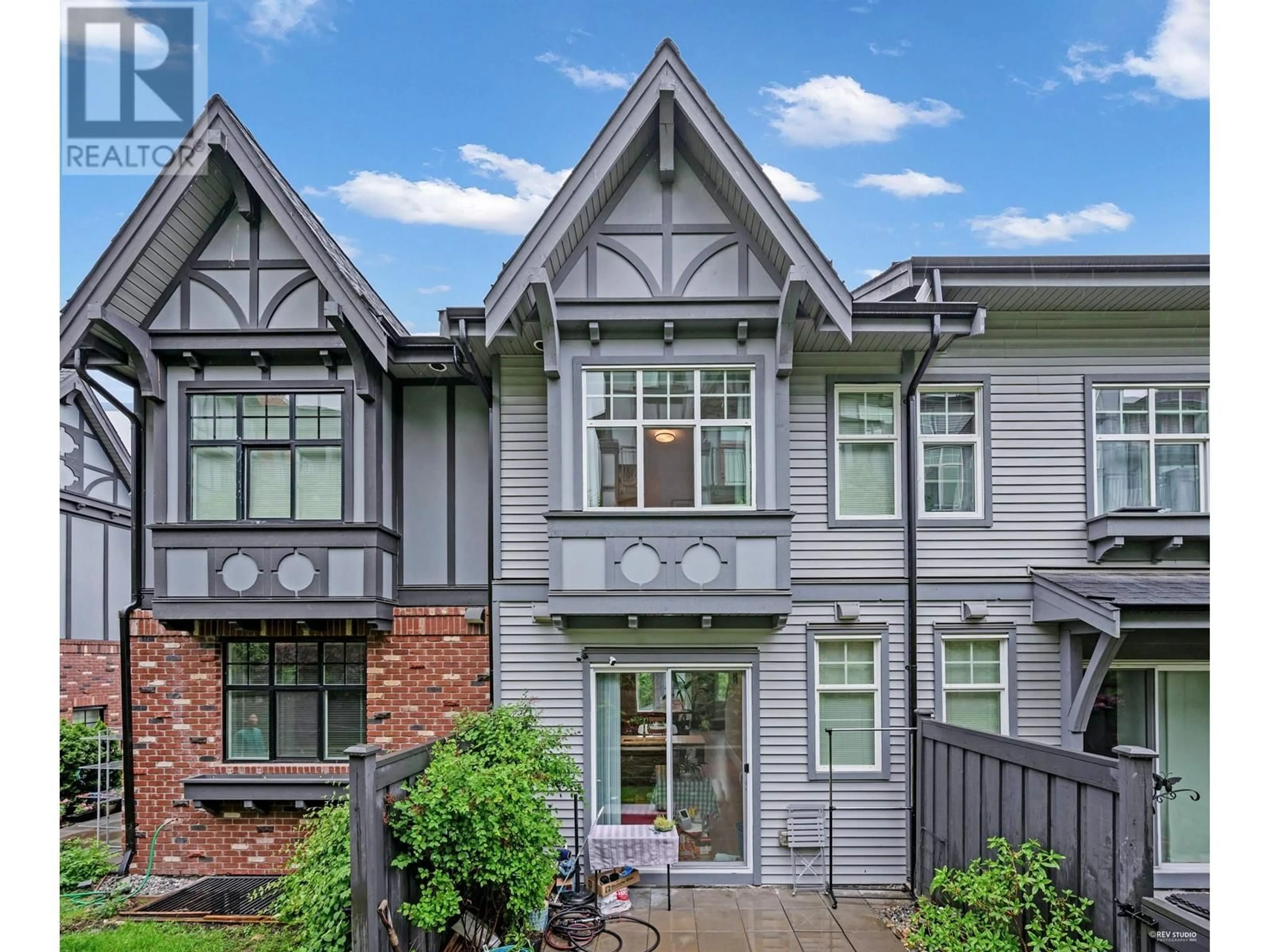 Unknown for 64 - 3552 VICTORIA DRIVE, Coquitlam British Columbia V3C3V4