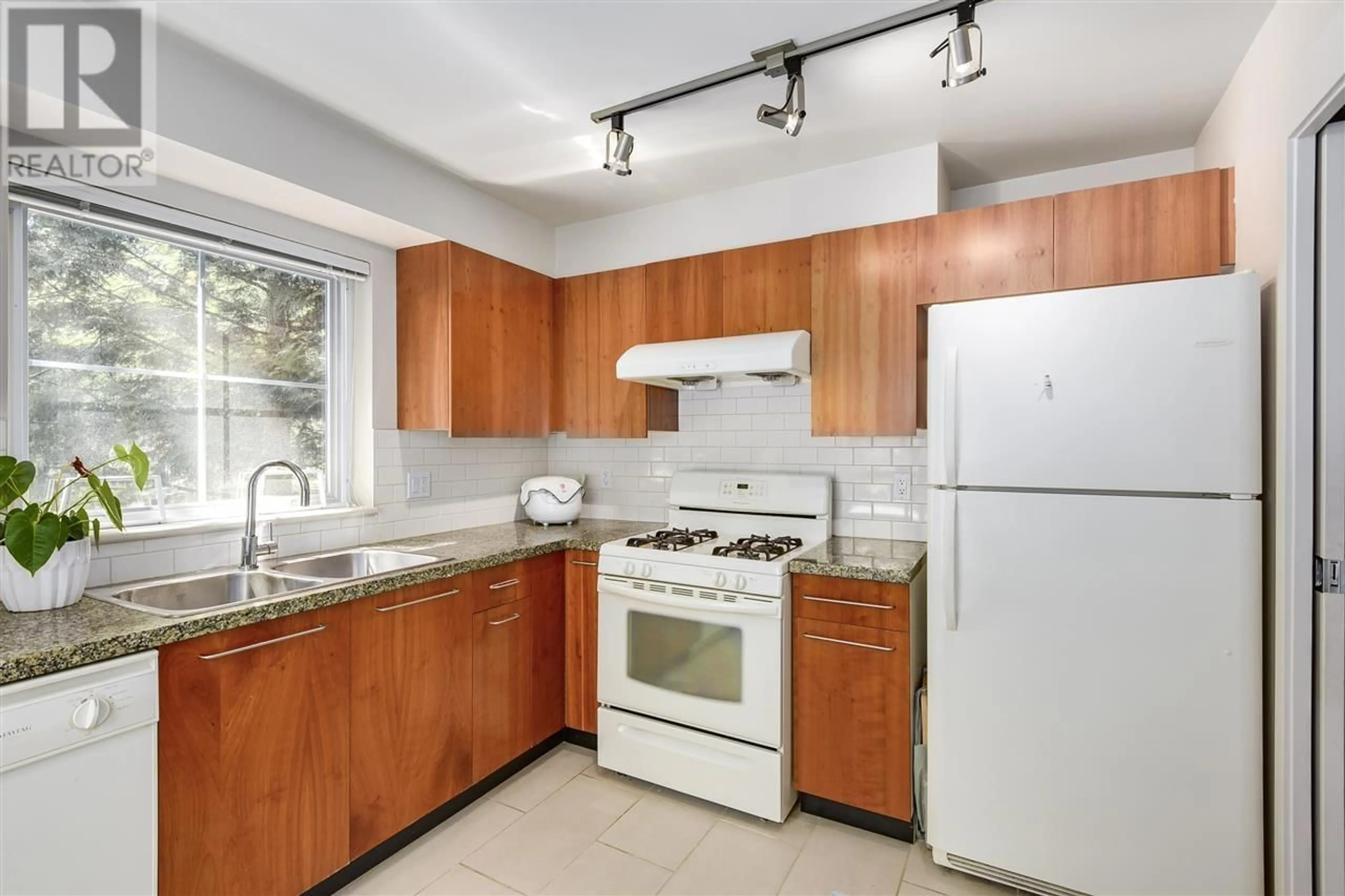 Standard kitchen, unknown for 207 - 8060 JONES ROAD, Richmond British Columbia V6Y4K5