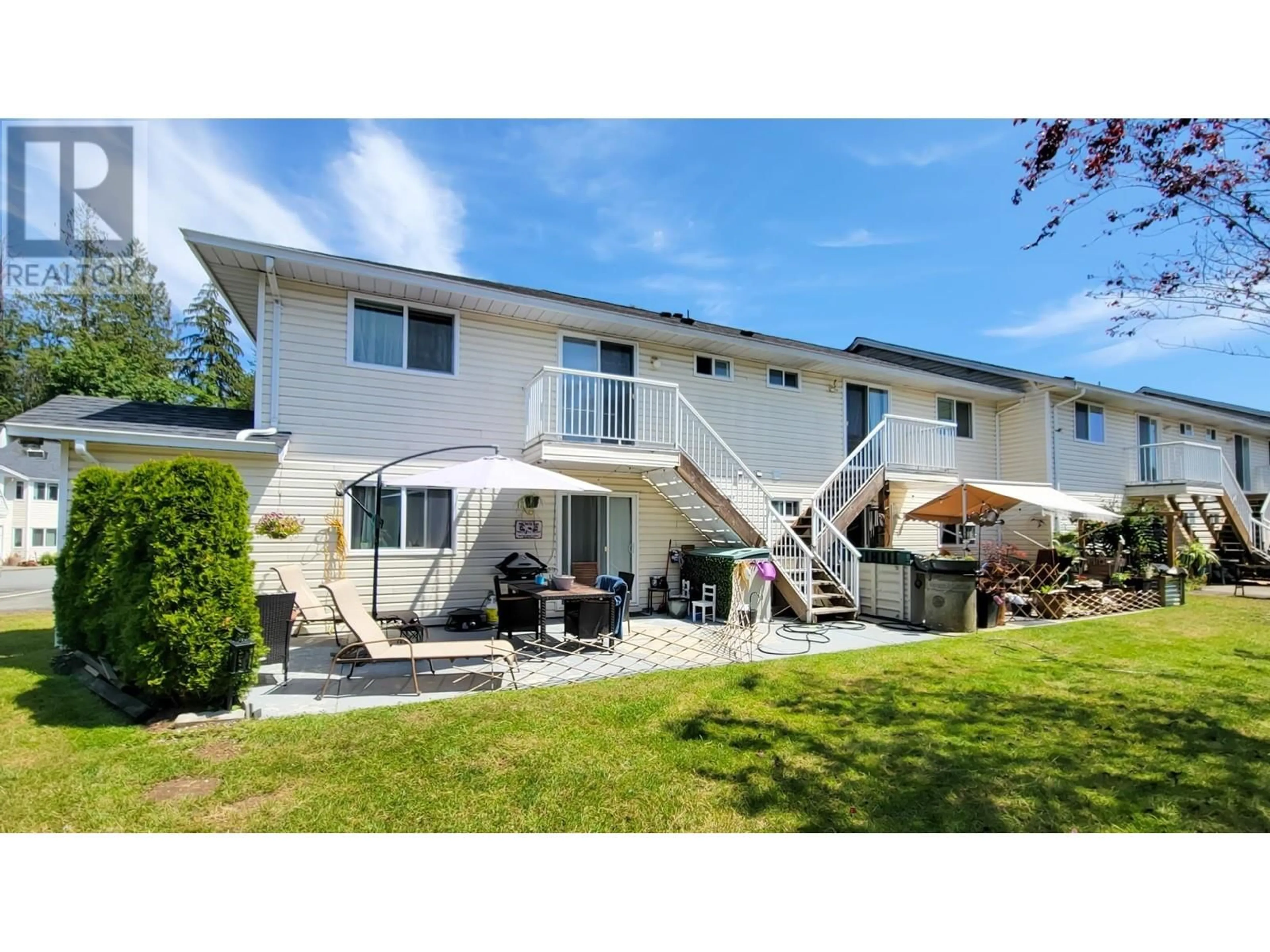 Home with vinyl exterior material, unknown for 12 - 20799 119 AVENUE, Maple Ridge British Columbia V2X9S7