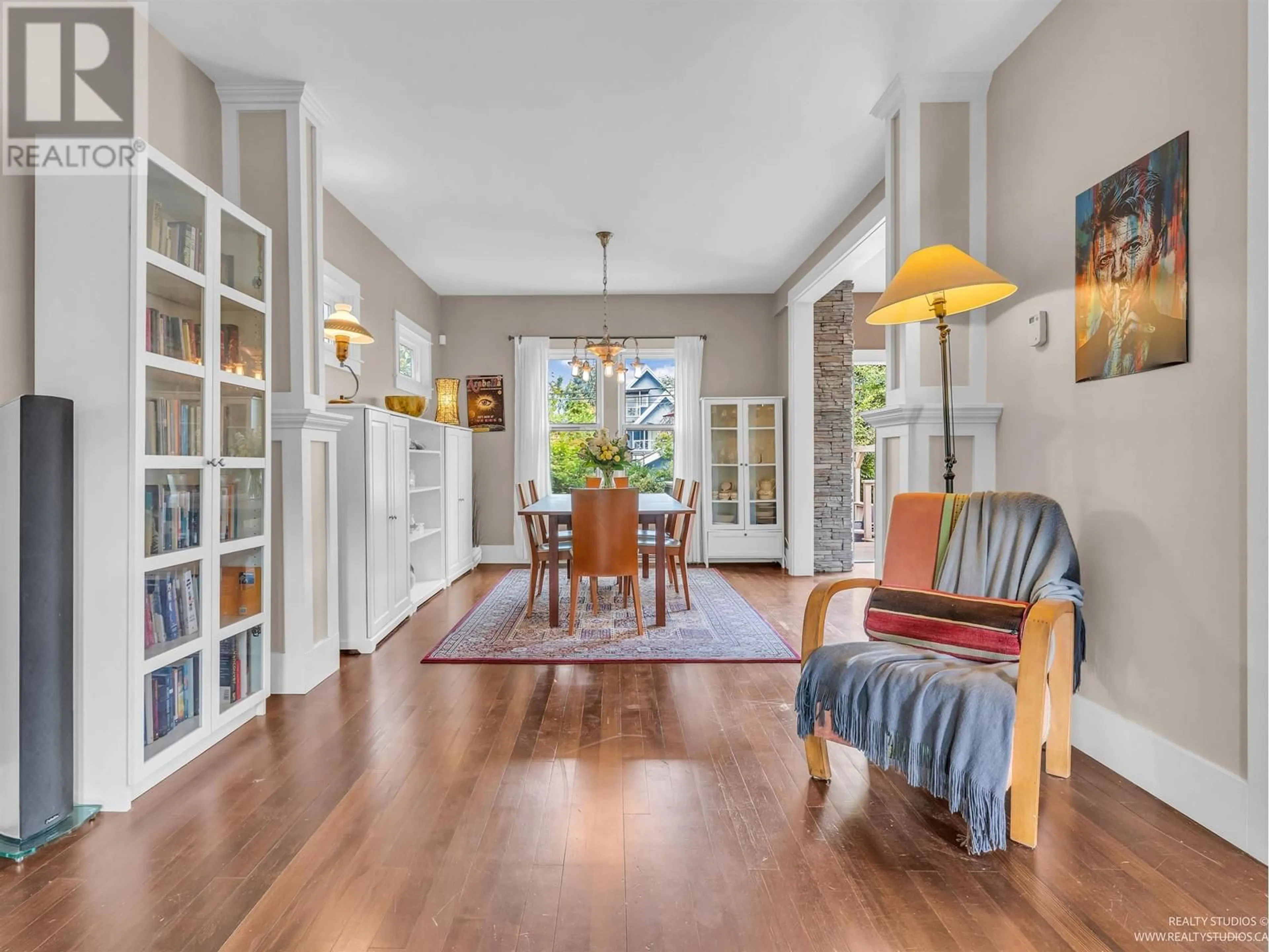 Unknown for 251 21ST AVENUE, Vancouver British Columbia V5V1P9