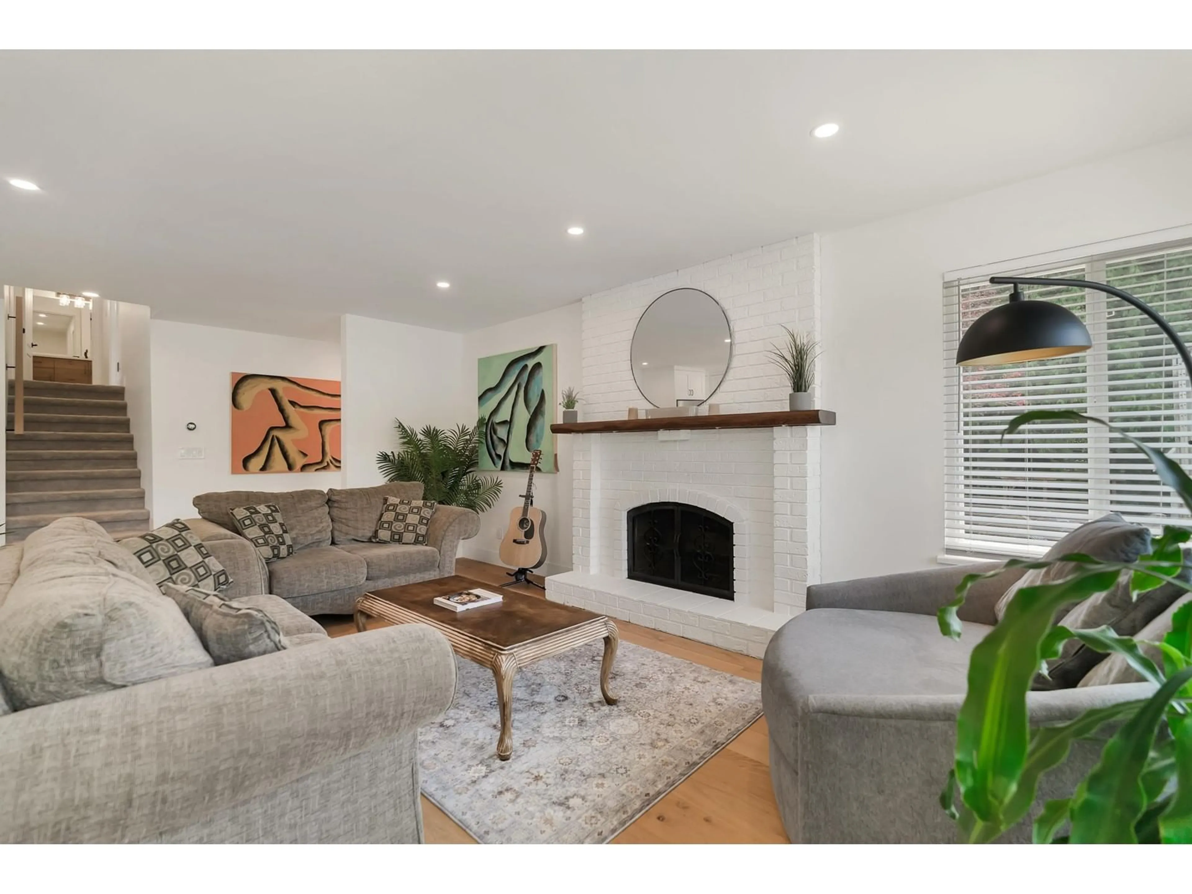 Living room with furniture, unknown for 34502 BLATCHFORD, Abbotsford British Columbia V2S5J8