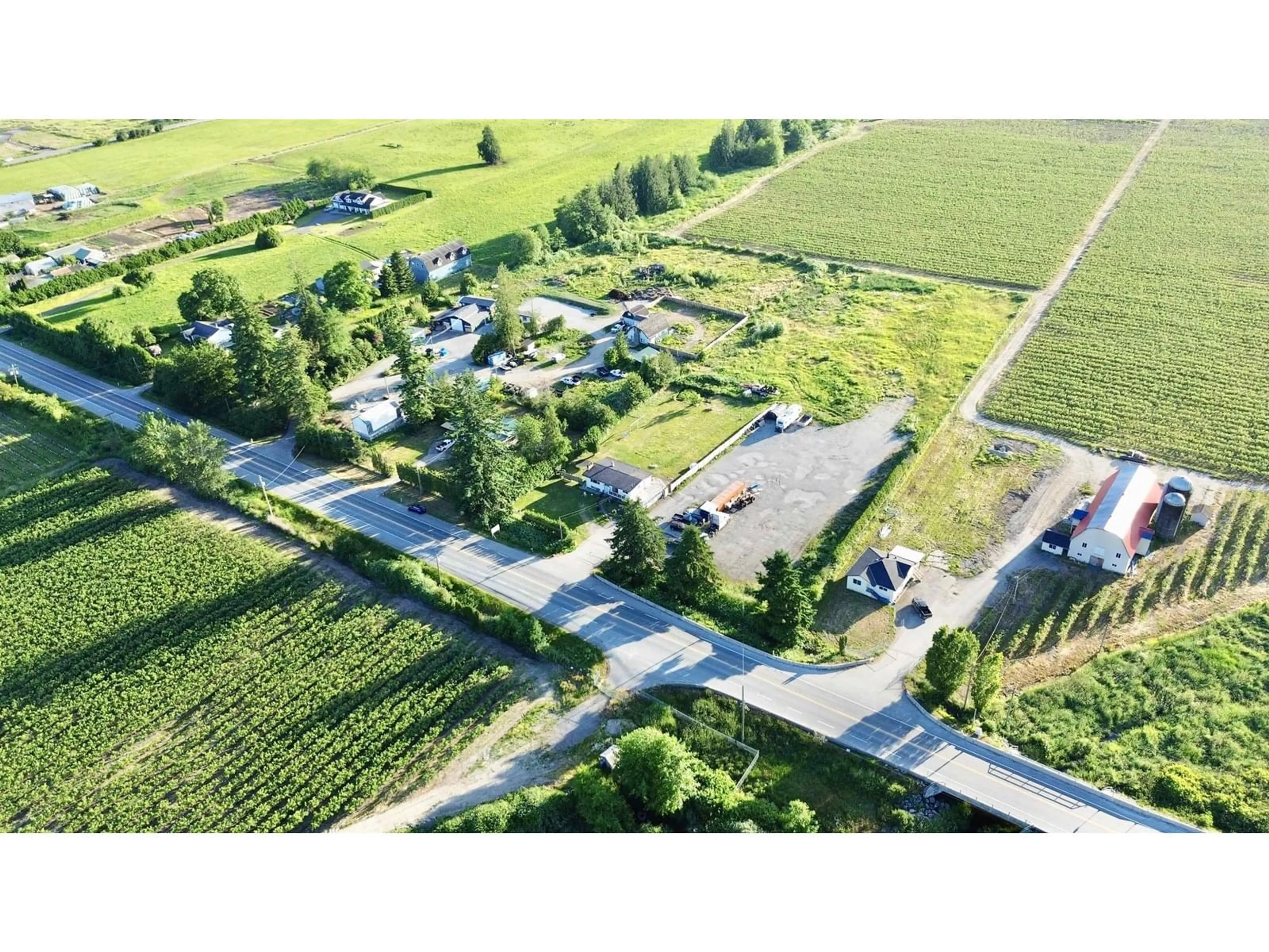 A pic from outside/outdoor area/front of a property/back of a property/a pic from drone, street for 1863 264, Langley British Columbia V0X1A0