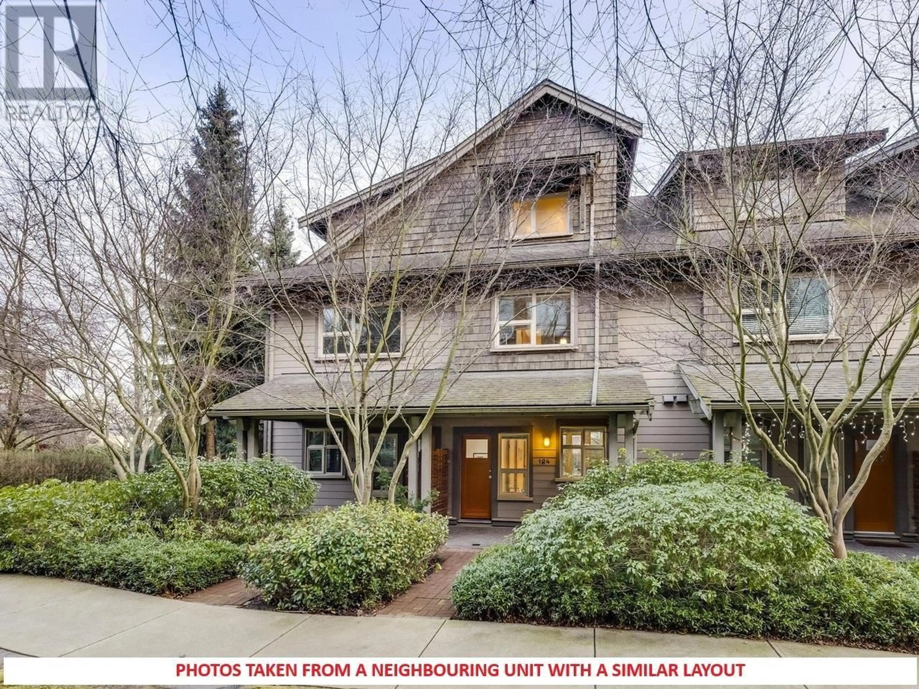 Home with brick exterior material, street for 122 - 250 SALTER STREET, New Westminster British Columbia V3M0B7