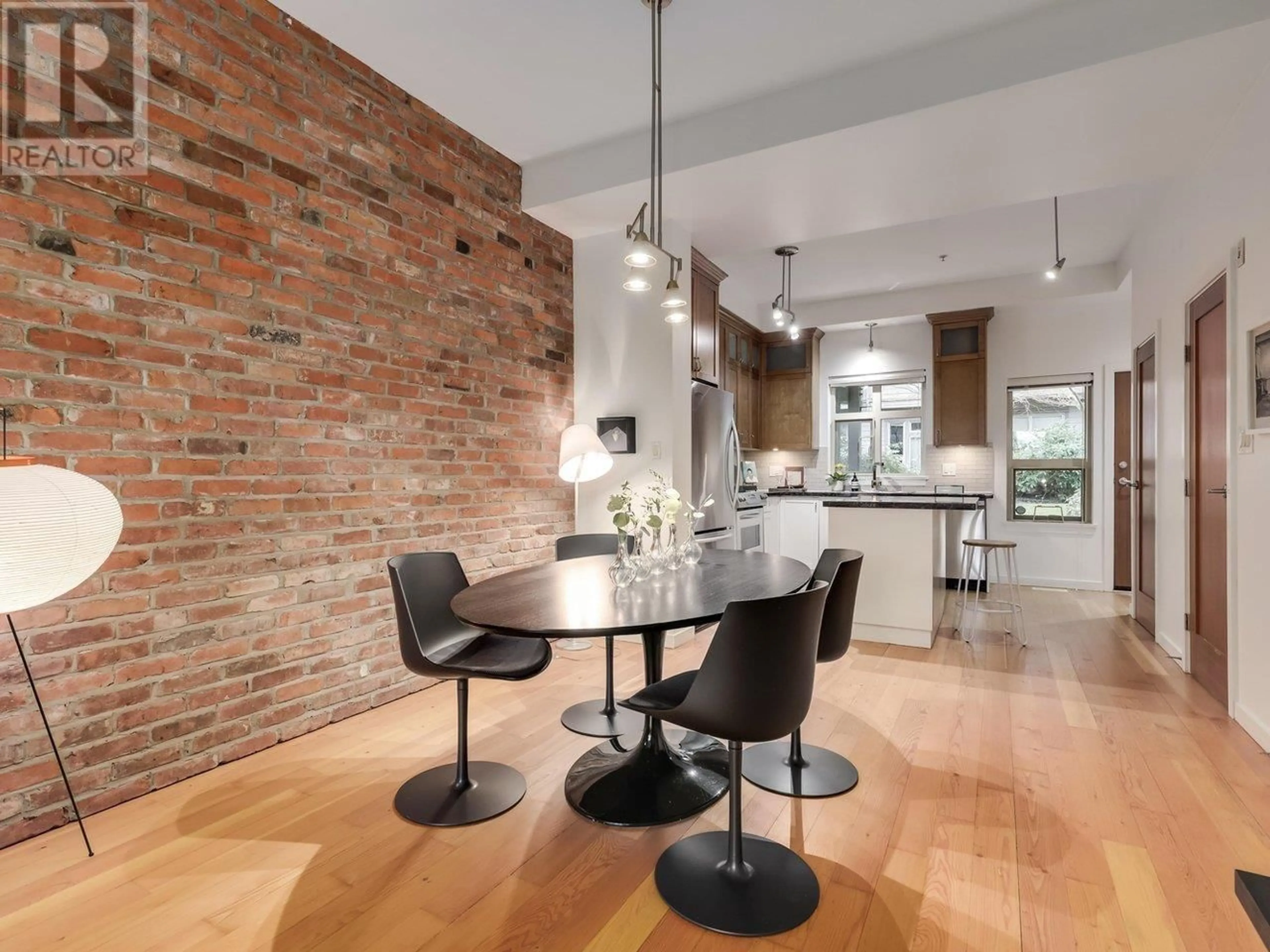 Unknown for 122 - 250 SALTER STREET, New Westminster British Columbia V3M0B7