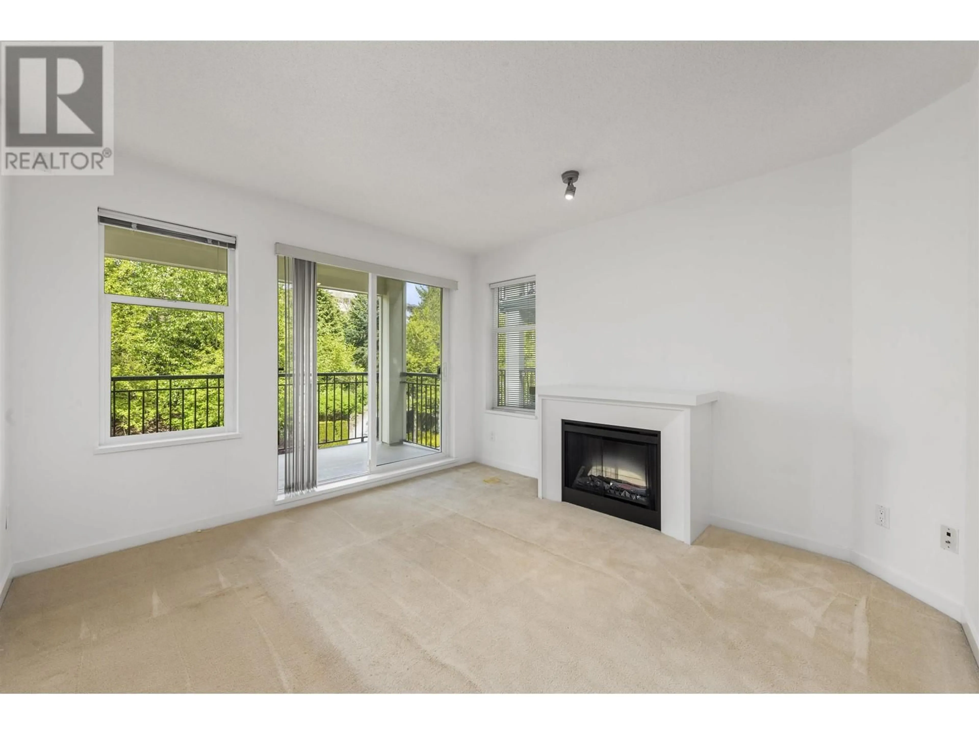 A pic of a room for 309 - 4768 BRENTWOOD DRIVE, Burnaby British Columbia V5C0C7