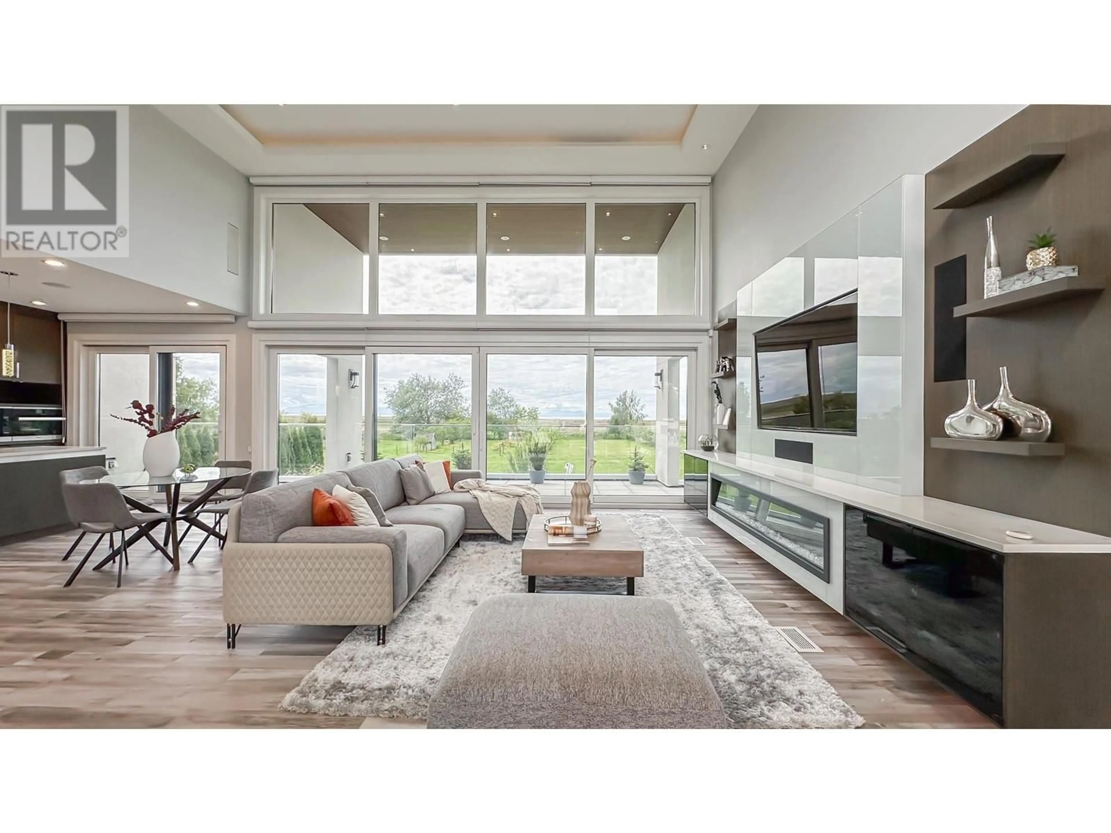 Living room with furniture, unknown for 10931 SPRINGWOOD COURT, Richmond British Columbia V7E1Y2