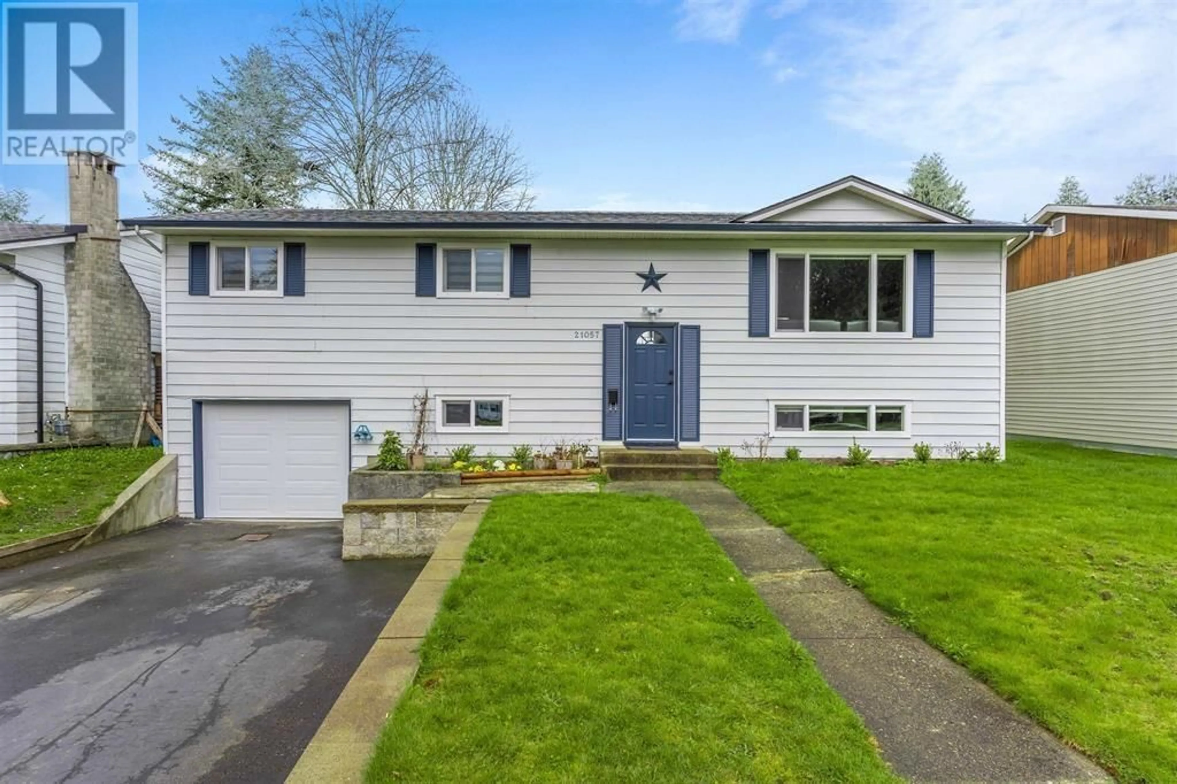 Home with vinyl exterior material, street for 21057 COOK AVENUE, Maple Ridge British Columbia V2X7P7