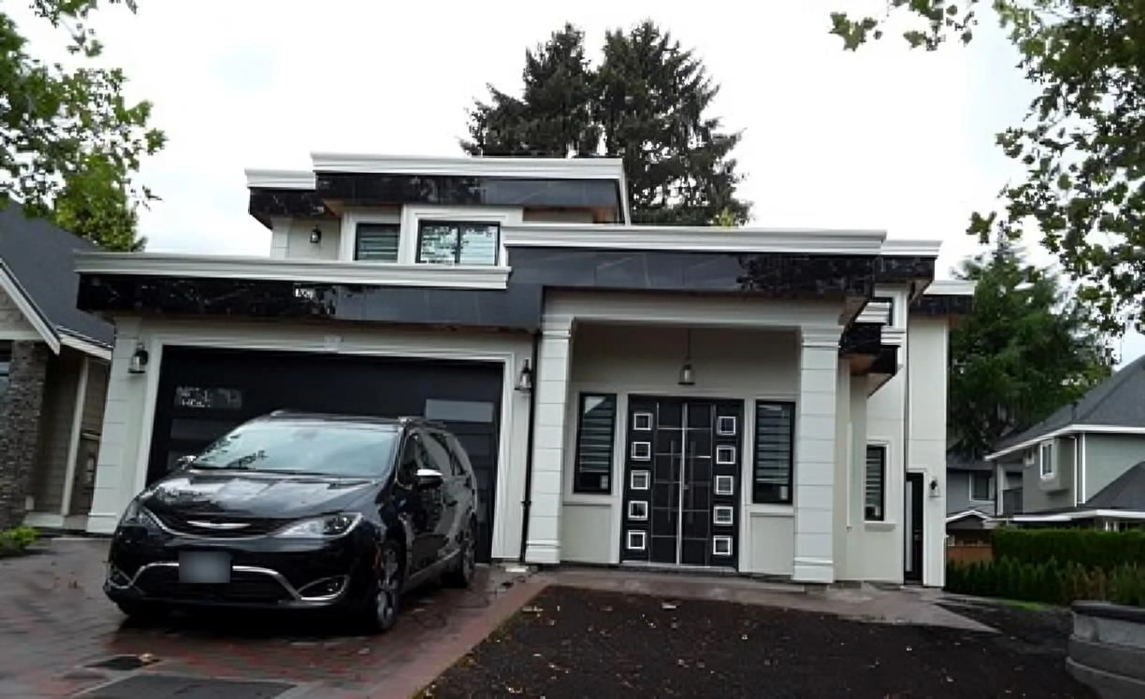 Home with vinyl exterior material, street for 6735 130A, Surrey British Columbia V3W8J2