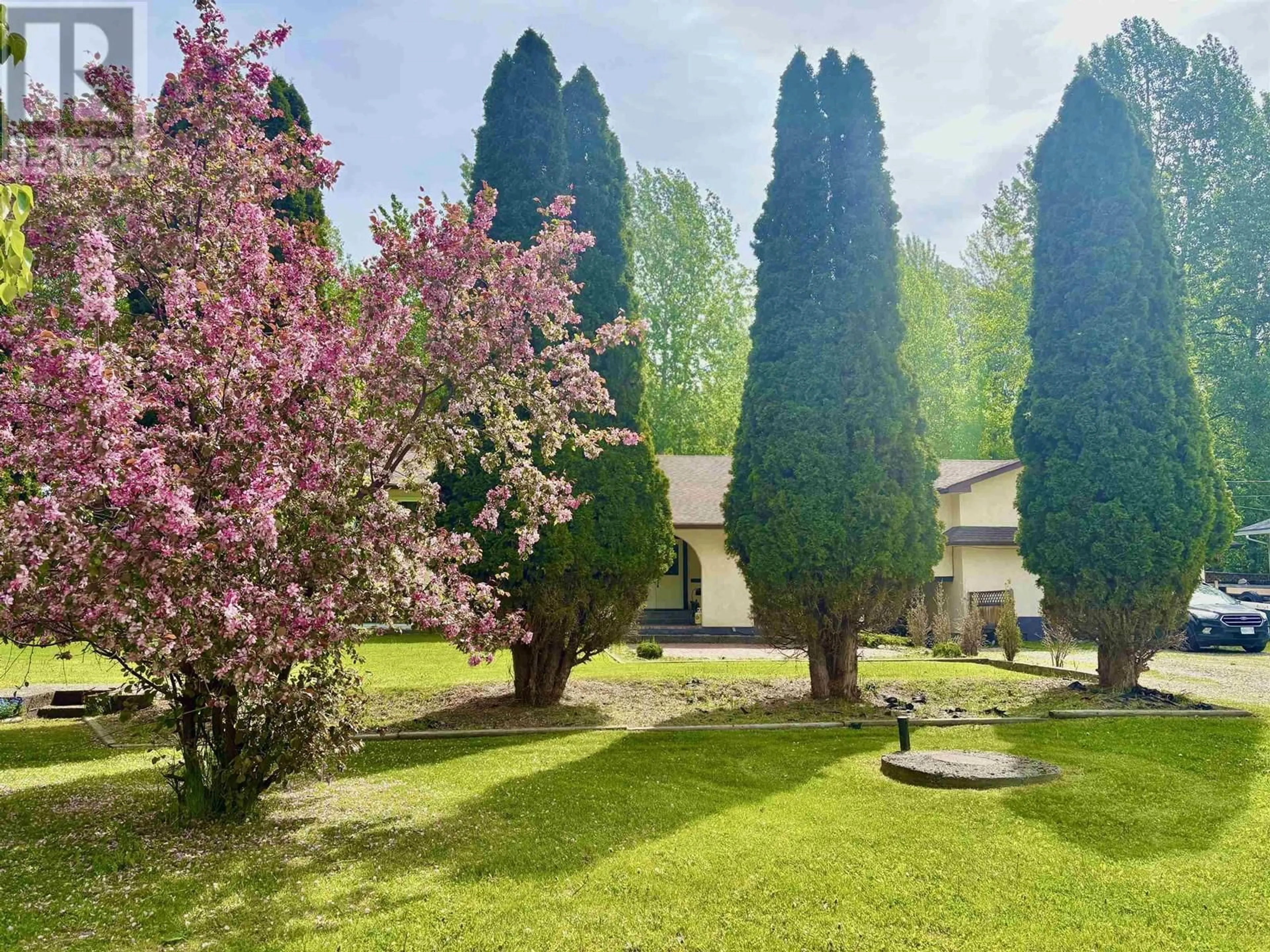 A pic from outside/outdoor area/front of a property/back of a property/a pic from drone, unknown for 1272 HAUSAMAN ROAD, Quesnel British Columbia V2J3V1