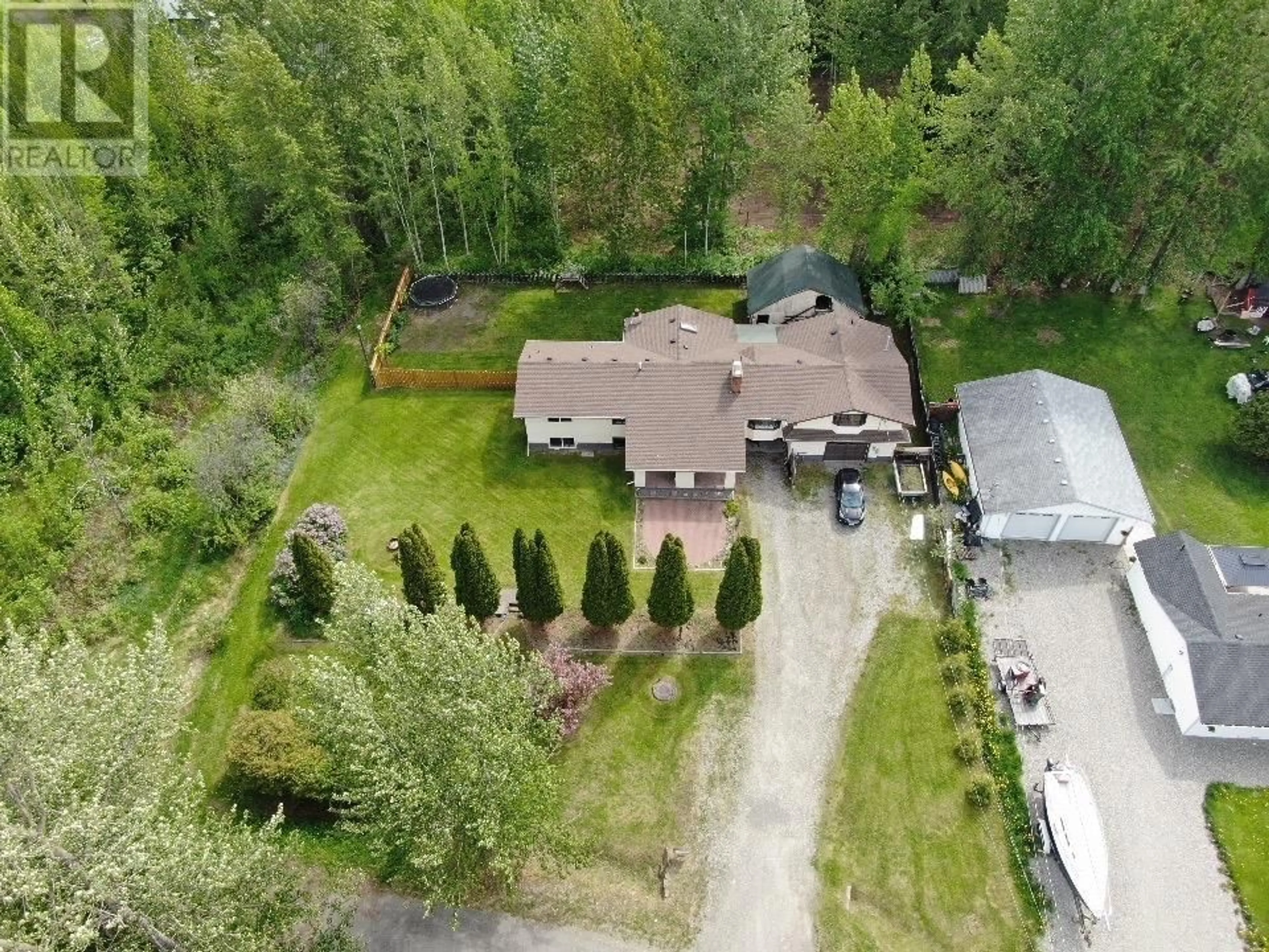 A pic from outside/outdoor area/front of a property/back of a property/a pic from drone, unknown for 1272 HAUSAMAN ROAD, Quesnel British Columbia V2J3V1