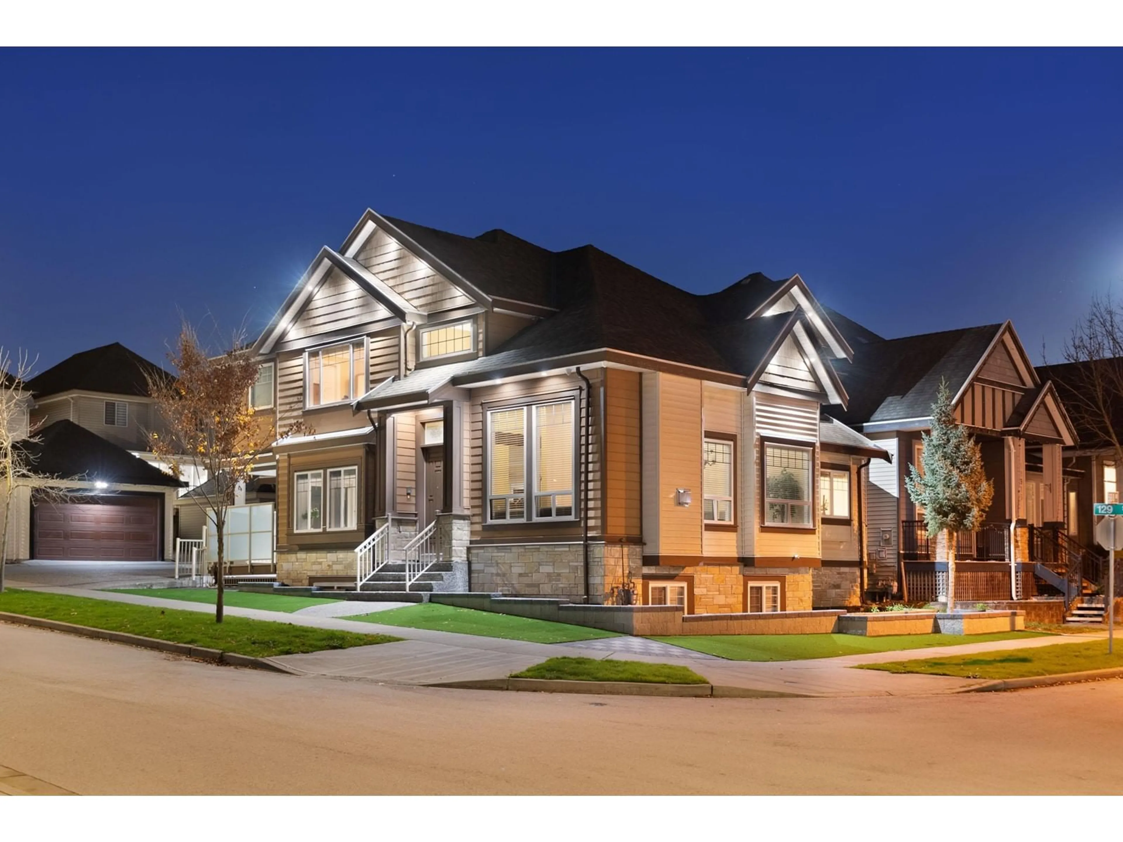 Home with vinyl exterior material, street for 5878 129, Surrey British Columbia V3X0C7
