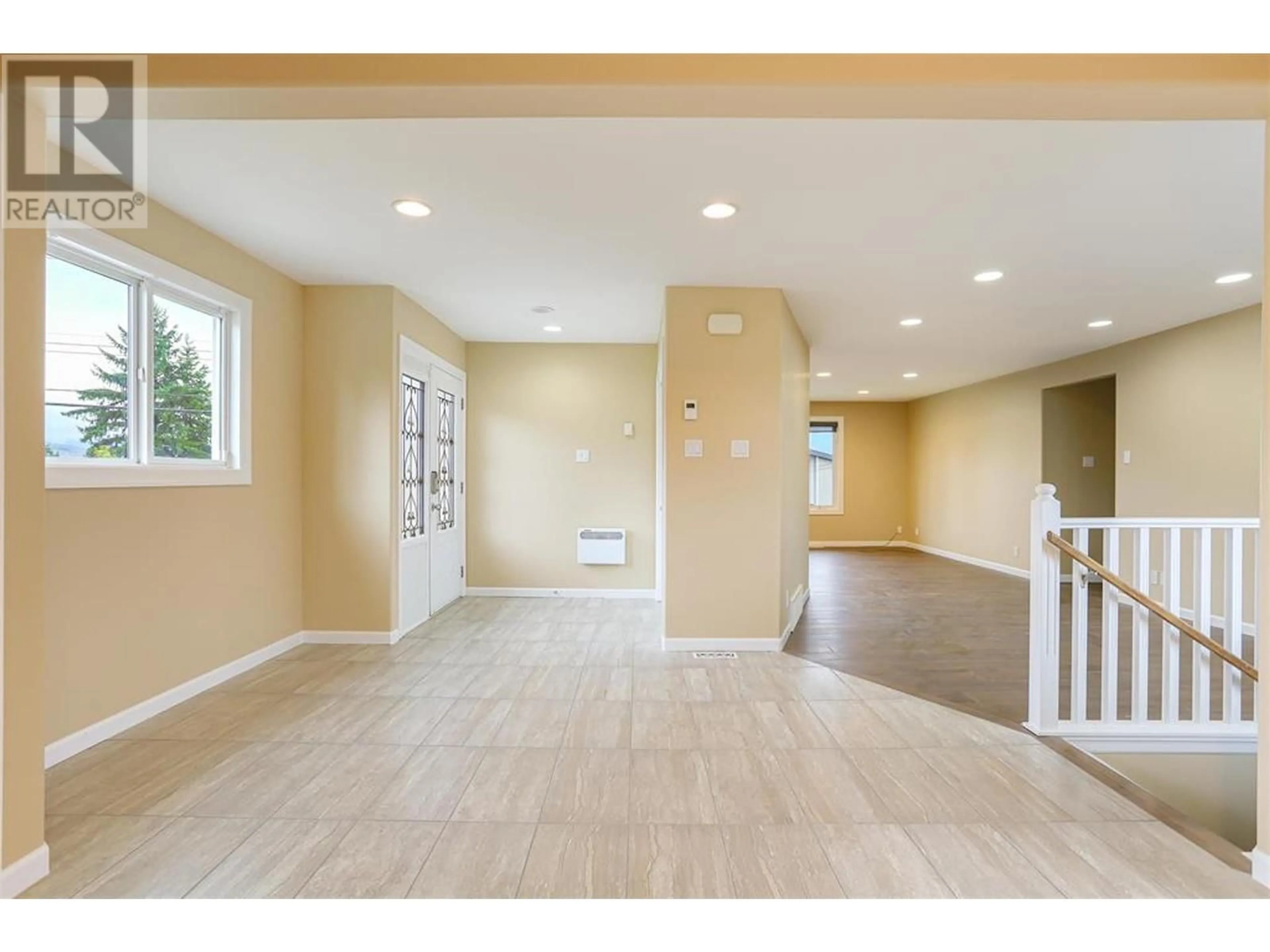 Indoor entryway for 1461 CORMORANT AVENUE, Kitimat British Columbia V8C1R9
