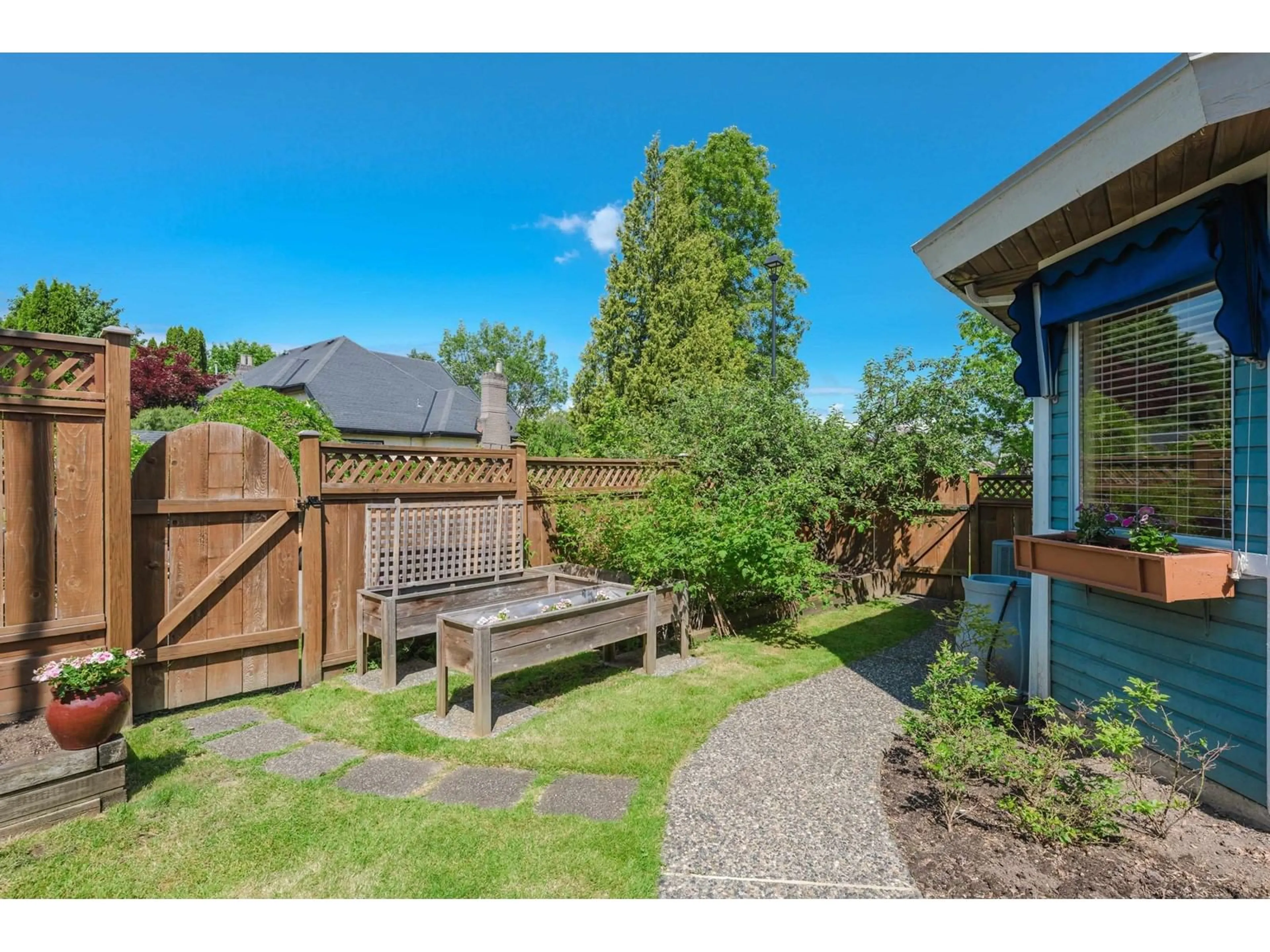 Patio, street for 10545 GLENWOOD EAST, Surrey British Columbia V4N1V9