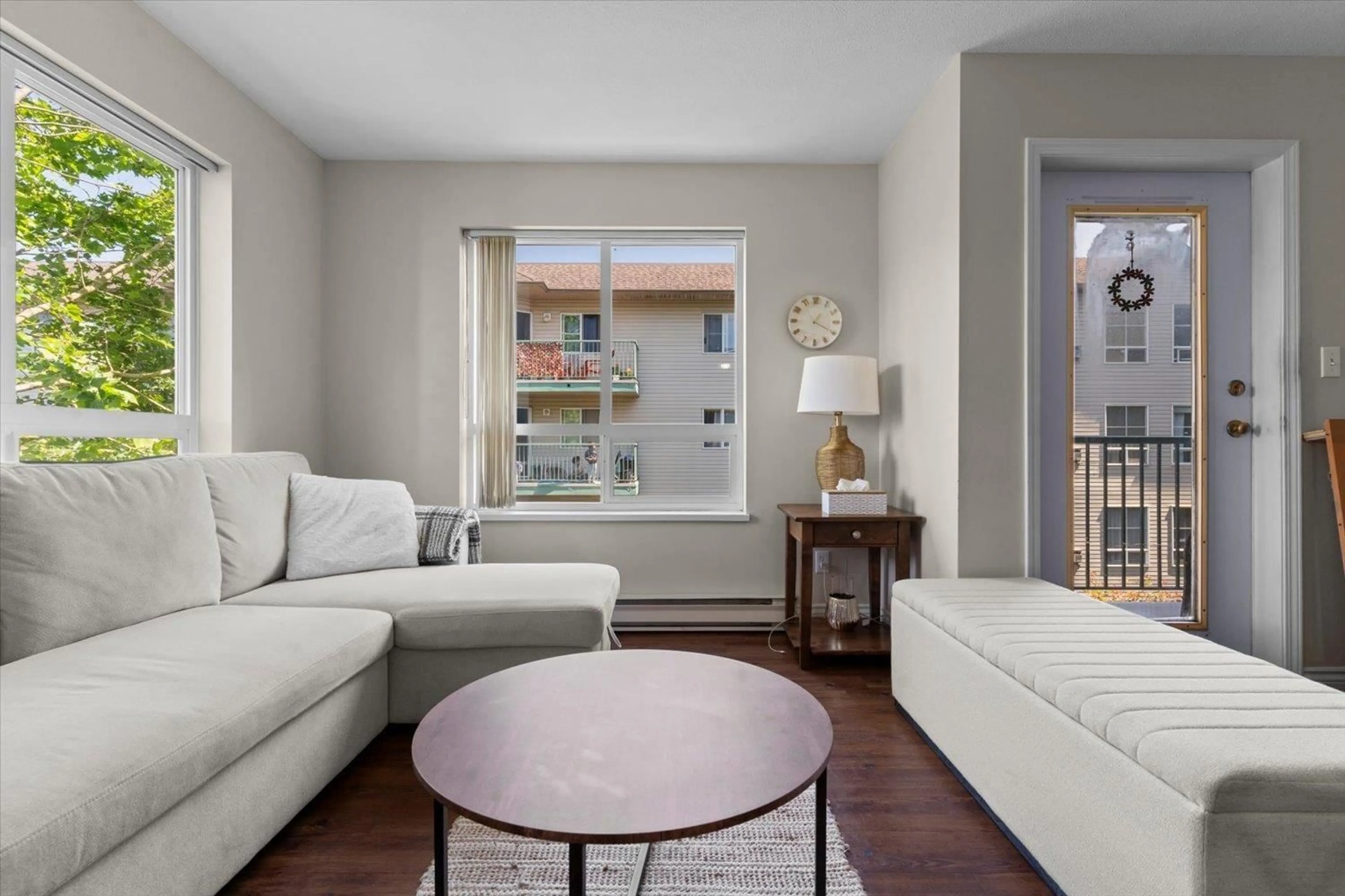Living room with furniture, unknown for 310 - 31771 PEARDONVILLE, Abbotsford British Columbia V2T5S7