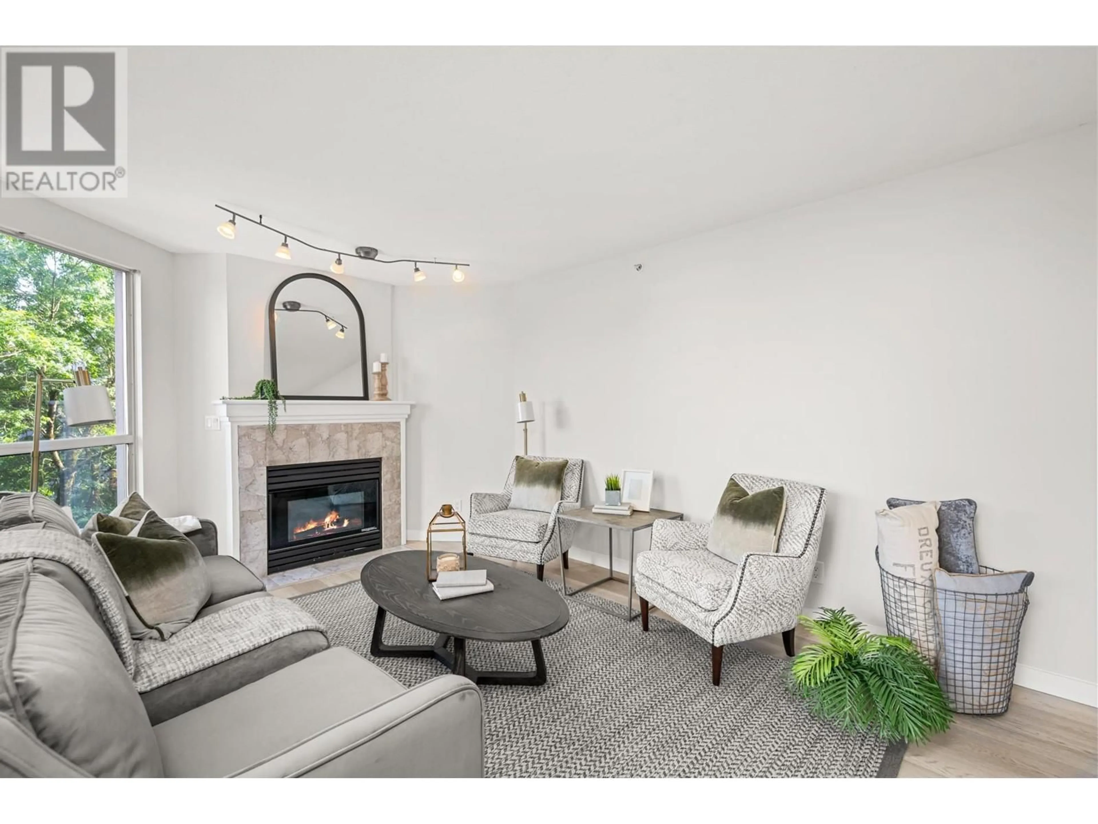 Living room with furniture, unknown for 401 - 1185 QUAYSIDE DRIVE, New Westminster British Columbia V3M6T8