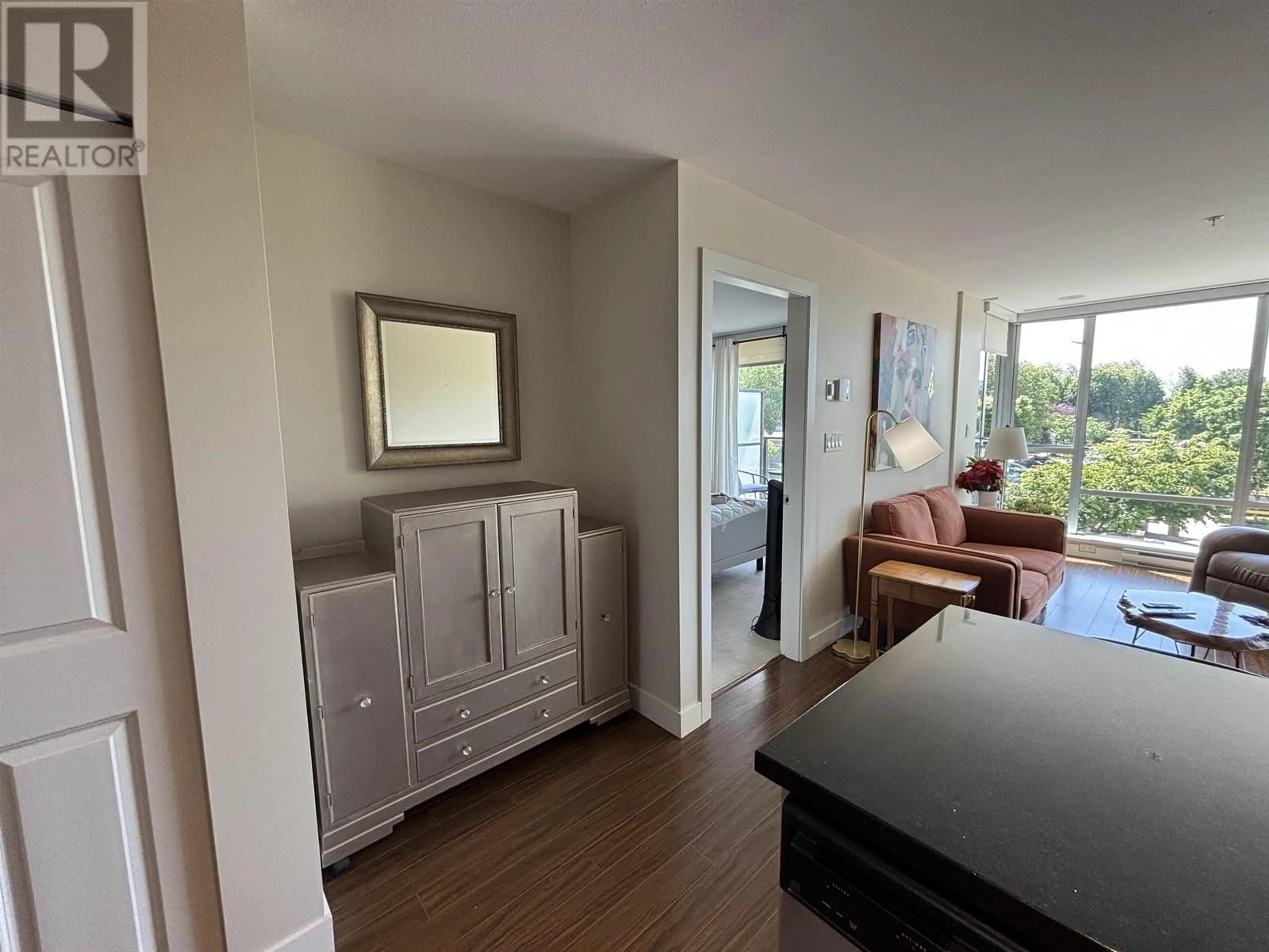 A pic of a room for 306 - 12069 HARRIS ROAD, Pitt Meadows British Columbia V3Y0C8