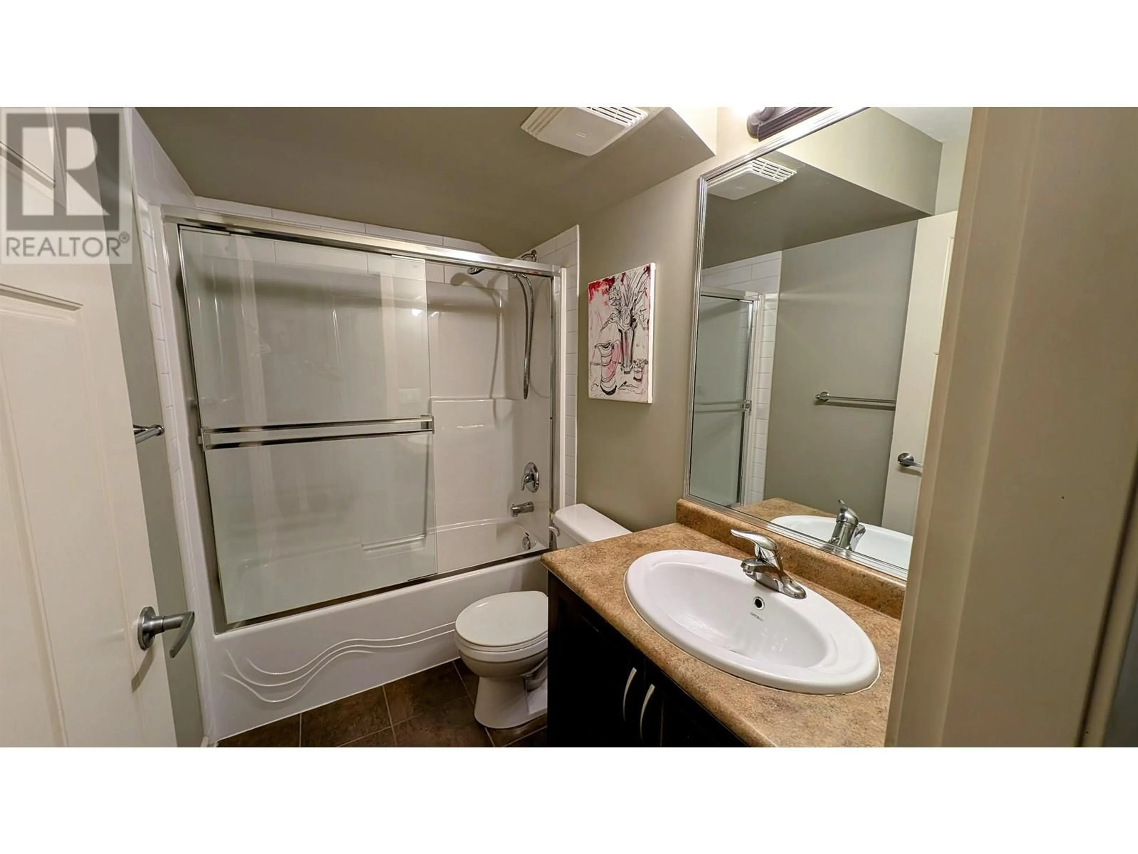 Standard bathroom, unknown for 12 - 13771 232A STREET, Maple Ridge British Columbia V4R0C5