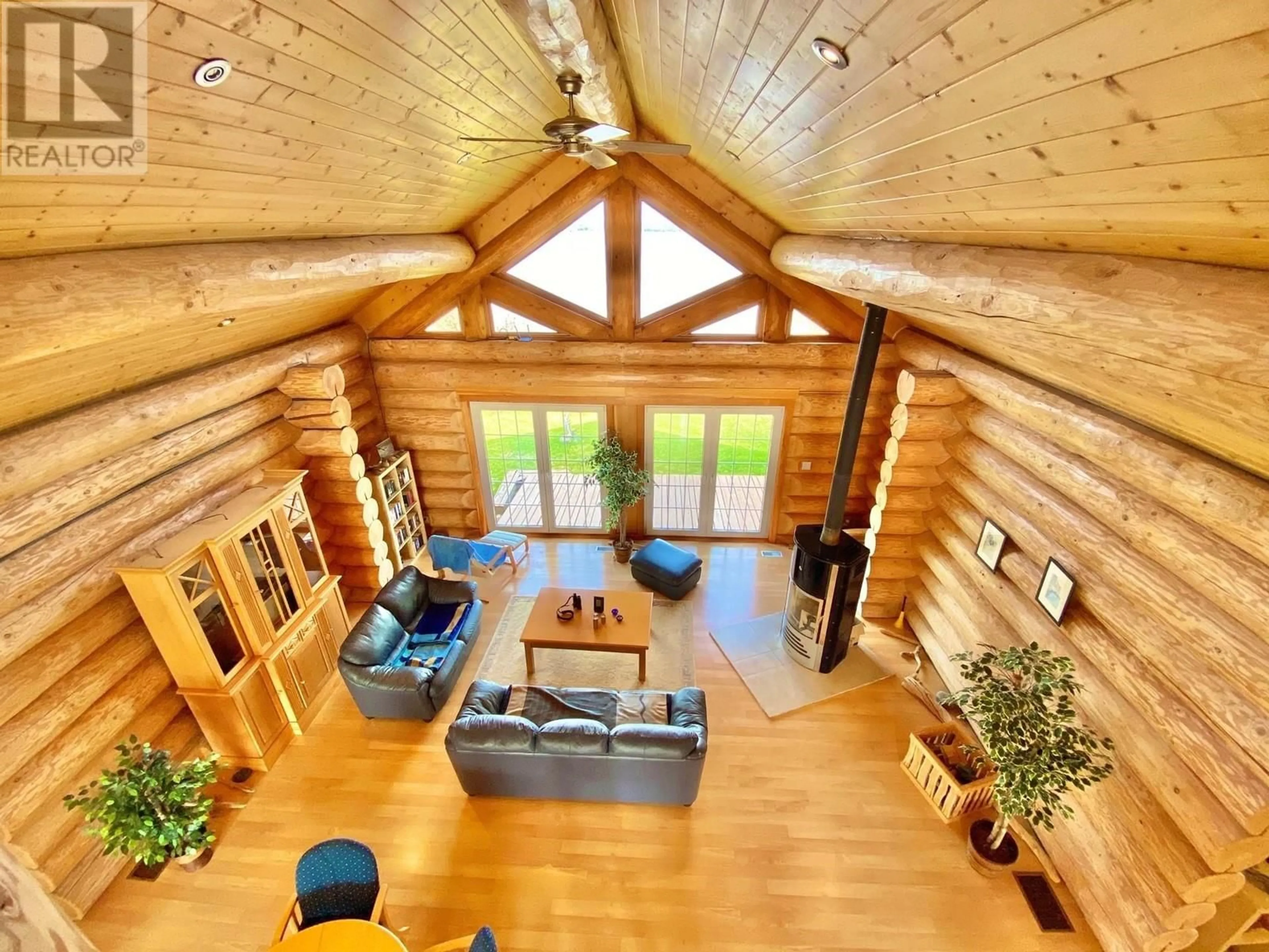 Indoor foyer for 15092 TACHICK LAKE ROAD, Vanderhoof British Columbia V0J3A1