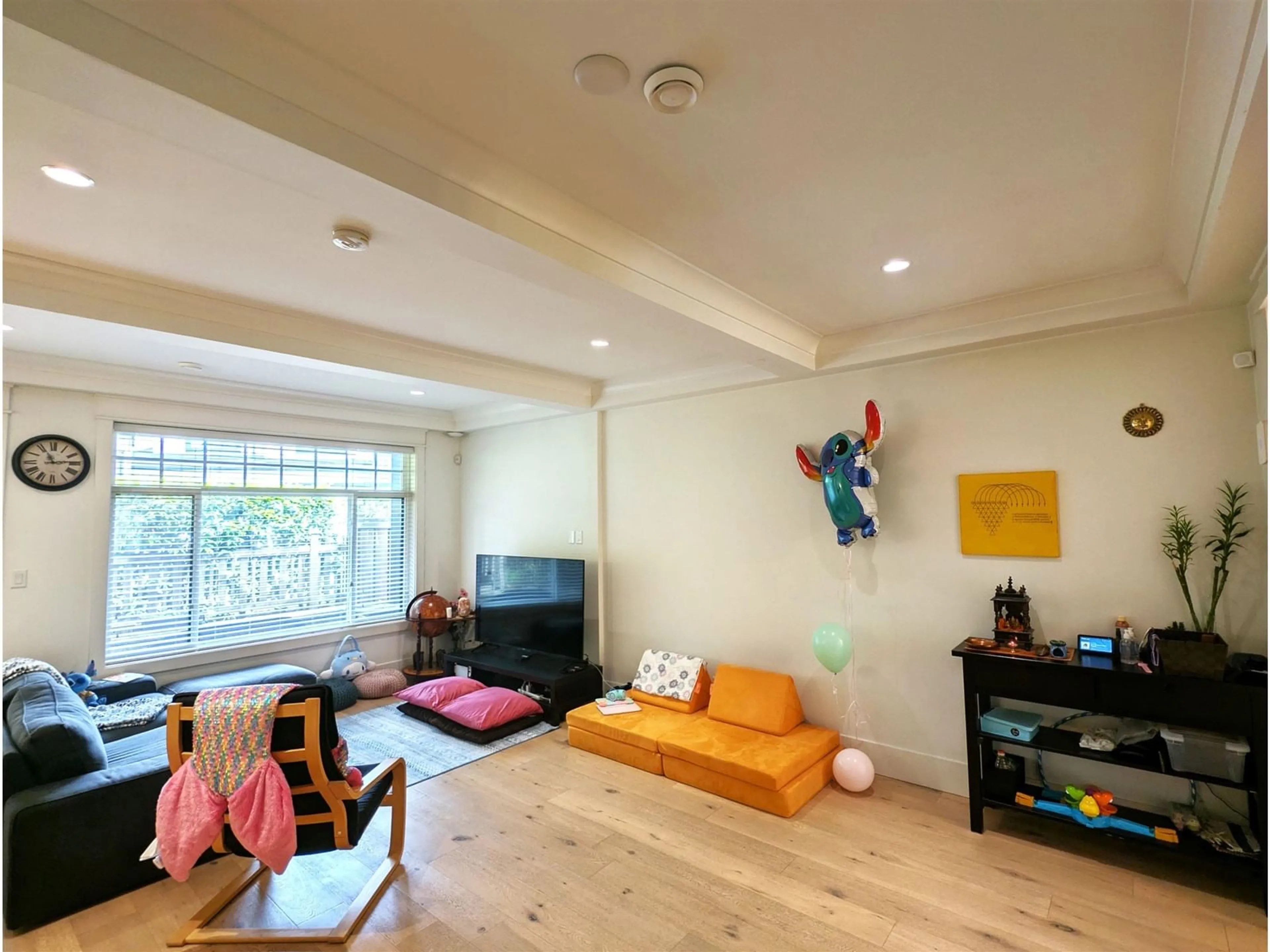 A pic of a room for 14 - 8425 VENTURE, Surrey British Columbia V4N6S5
