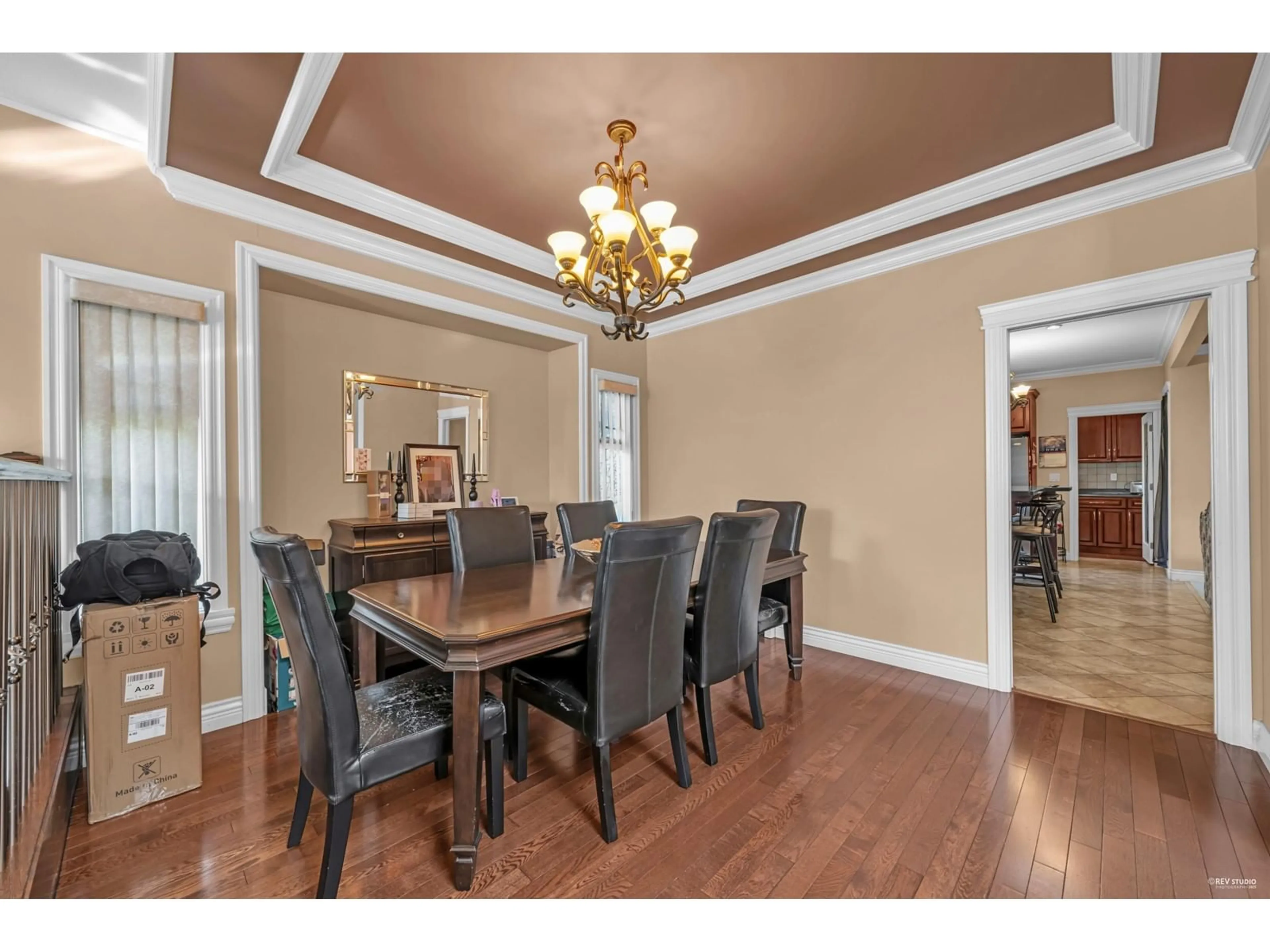 Dining room, wood/laminate floor for 12699 99, Surrey British Columbia V3V2P6