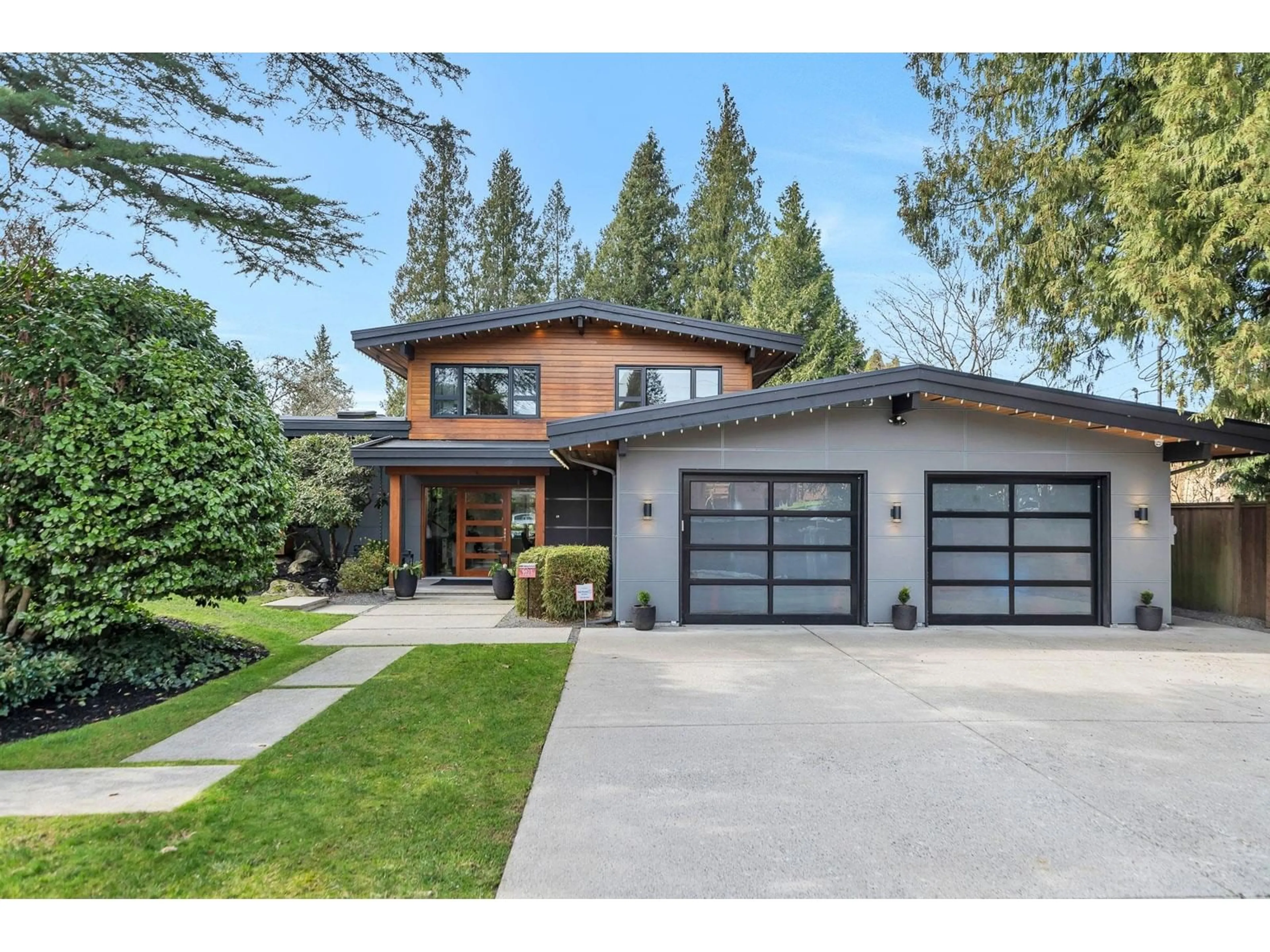 Home with brick exterior material, street for 9023 TRATTLE, Langley British Columbia V1M1A0