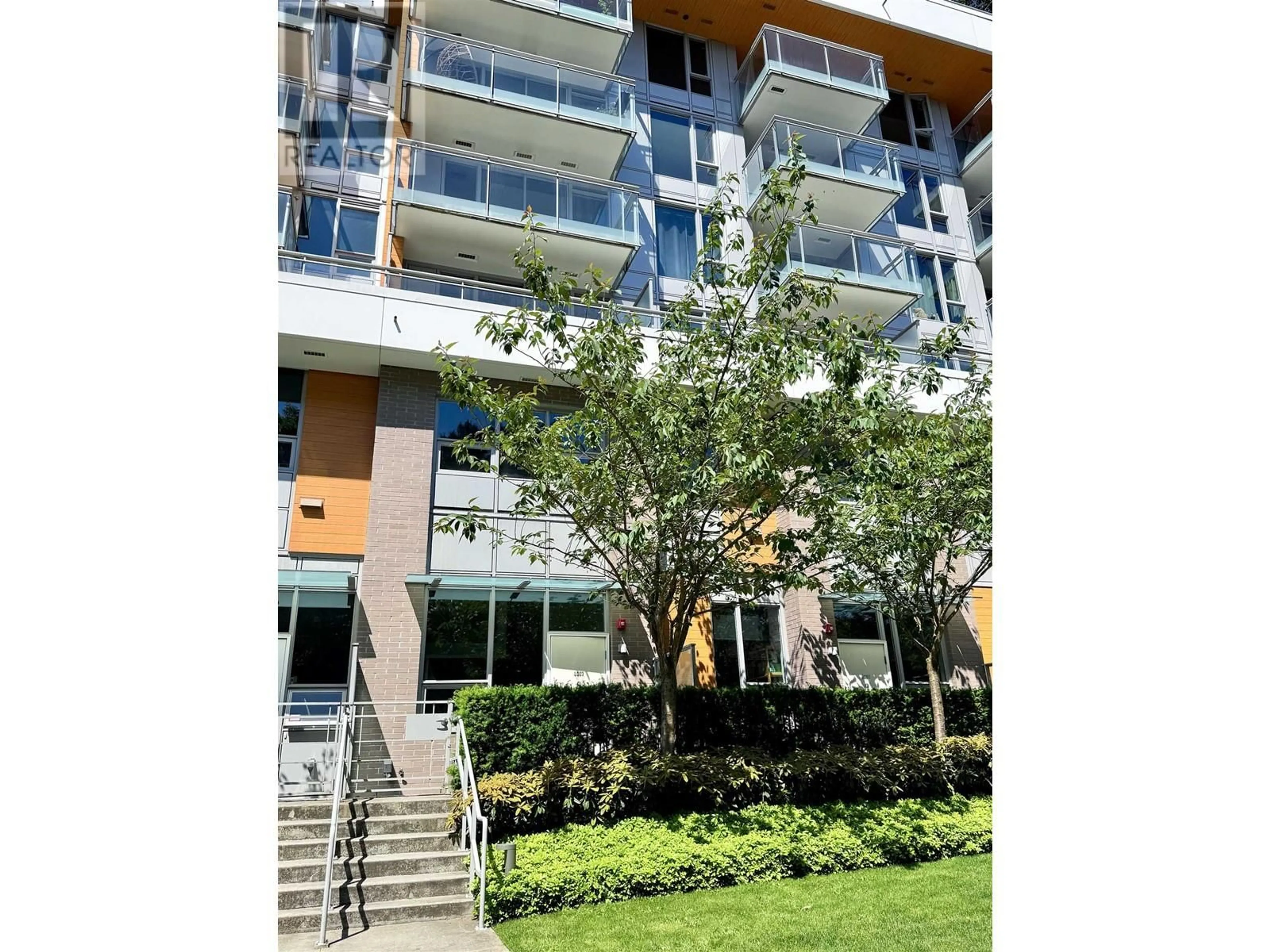 Unknown for 8087 YUKON STREET, Vancouver British Columbia V5X0H5