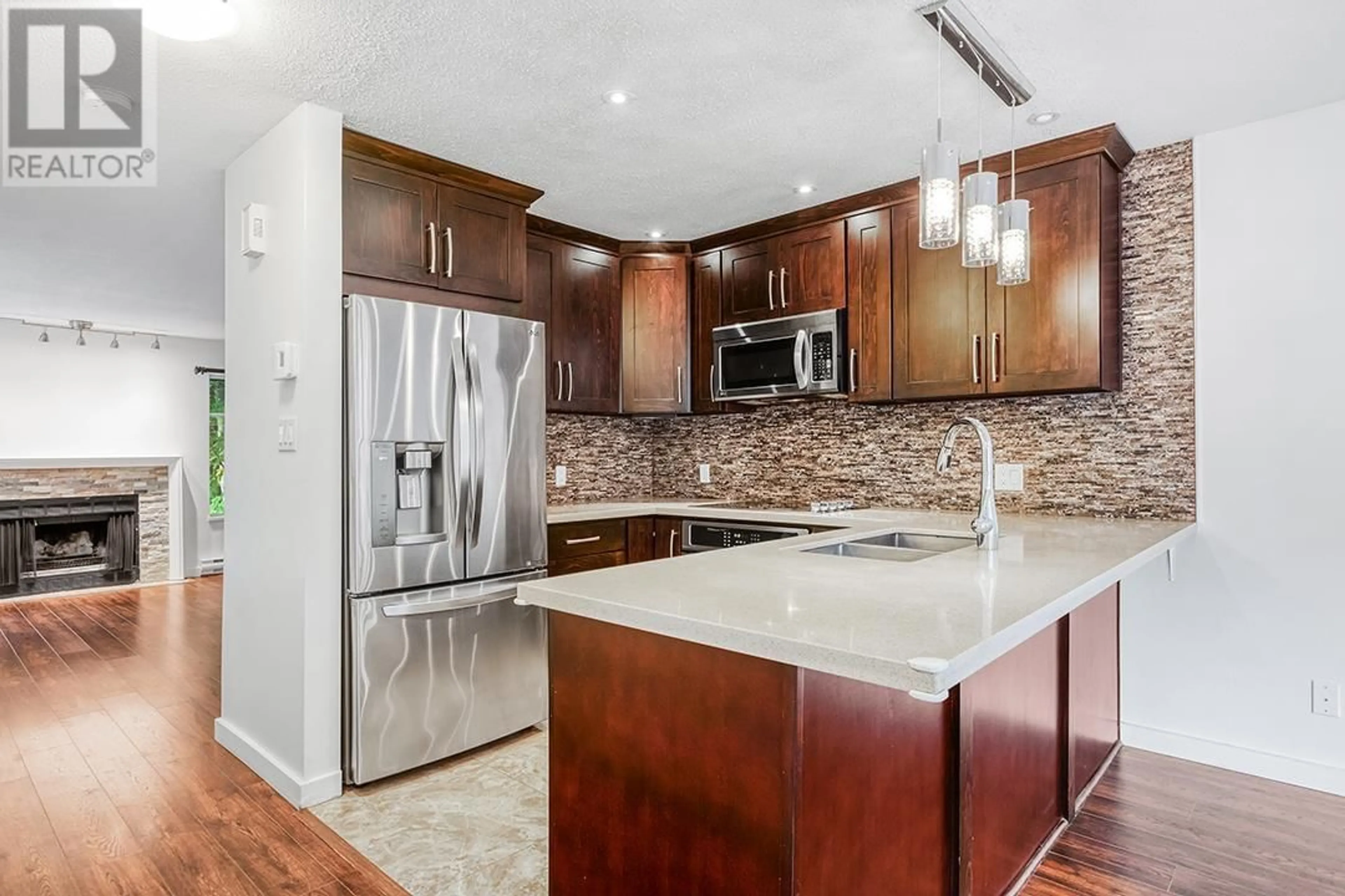 Open concept kitchen, ceramic/tile floor for 2886 MT SEYMOUR PARKWAY, North Vancouver British Columbia V7H1E9