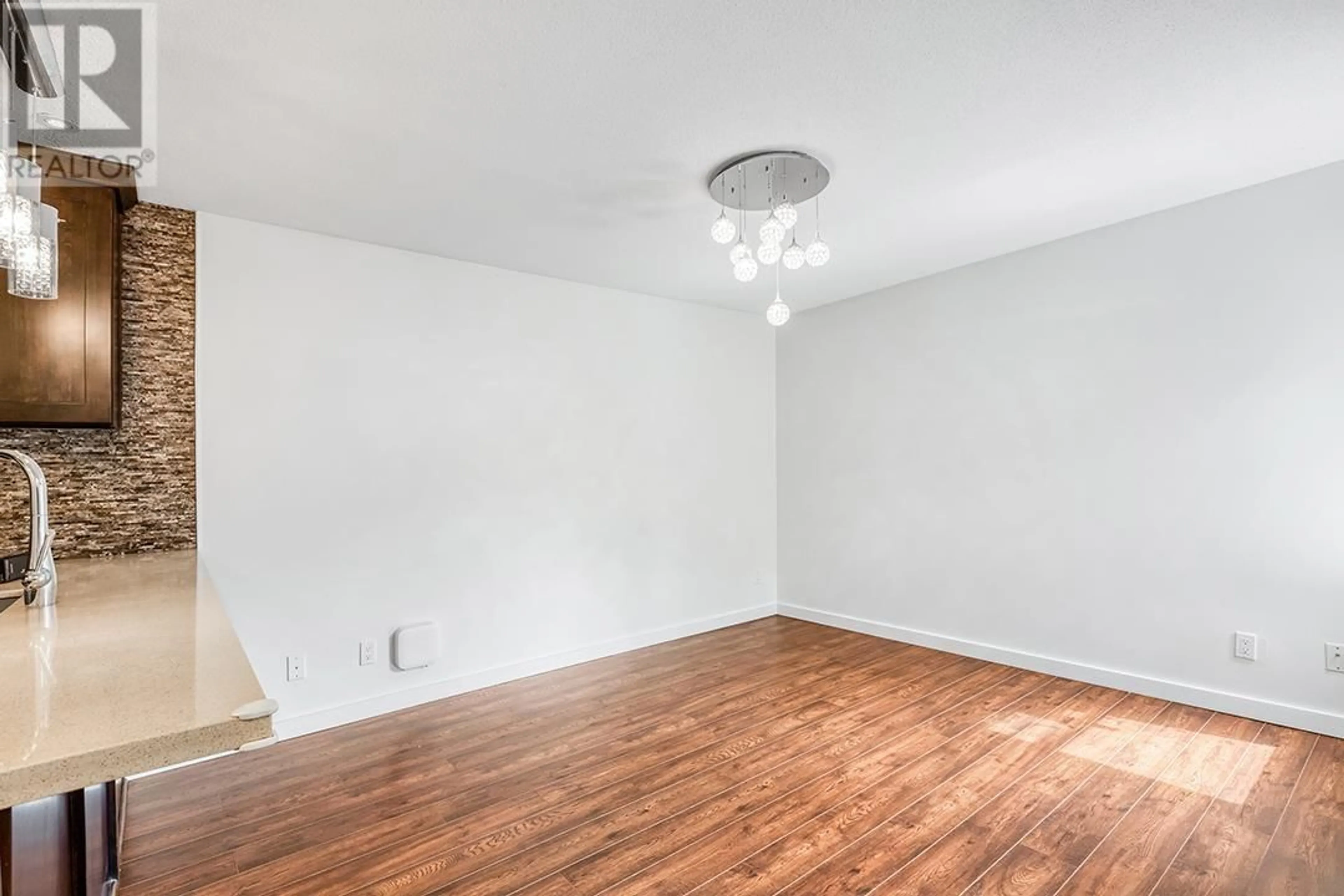 A pic of a room for 2886 MT SEYMOUR PARKWAY, North Vancouver British Columbia V7H1E9