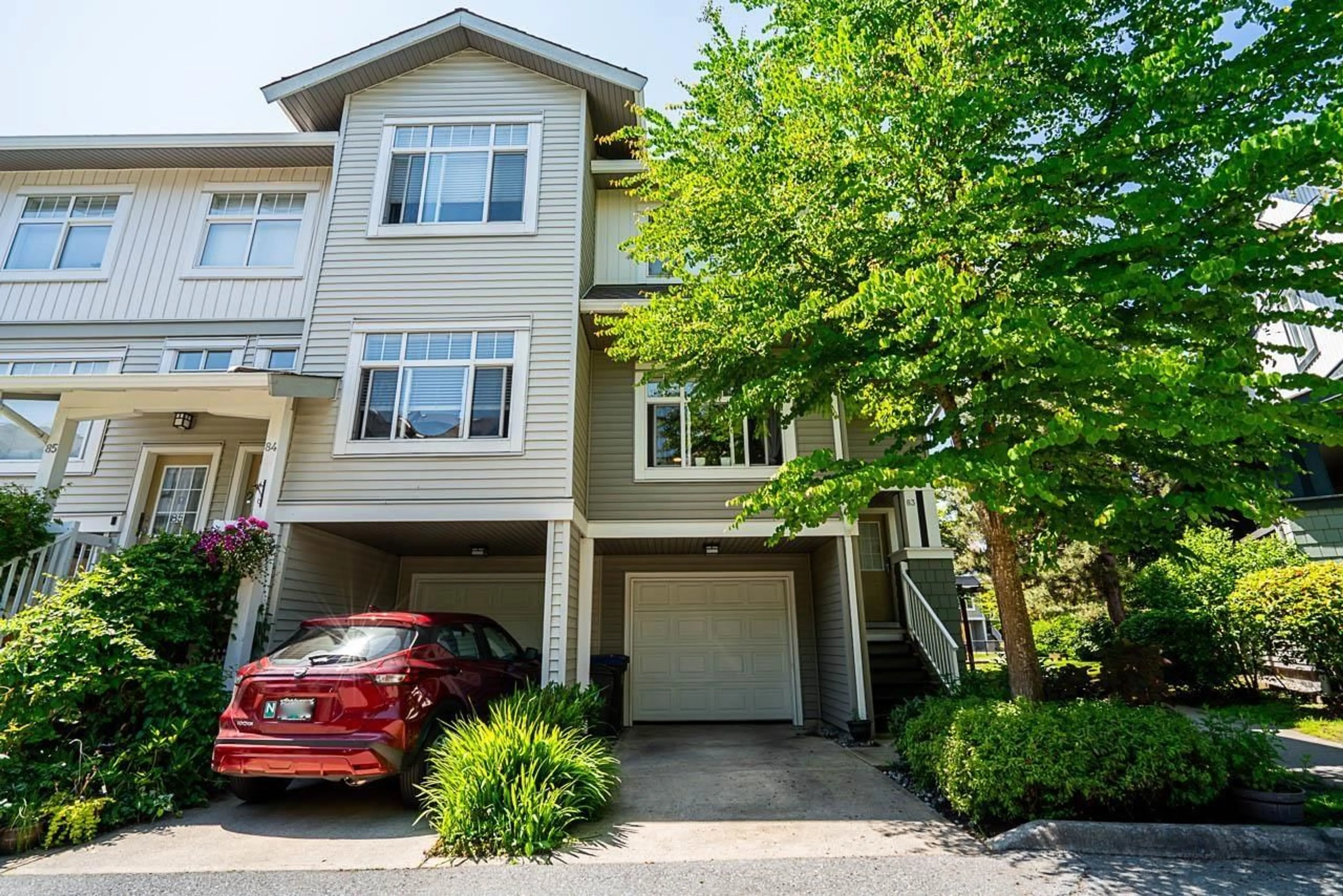 Home with vinyl exterior material, street for 83 - 16233 83, Surrey British Columbia V4N0Z3