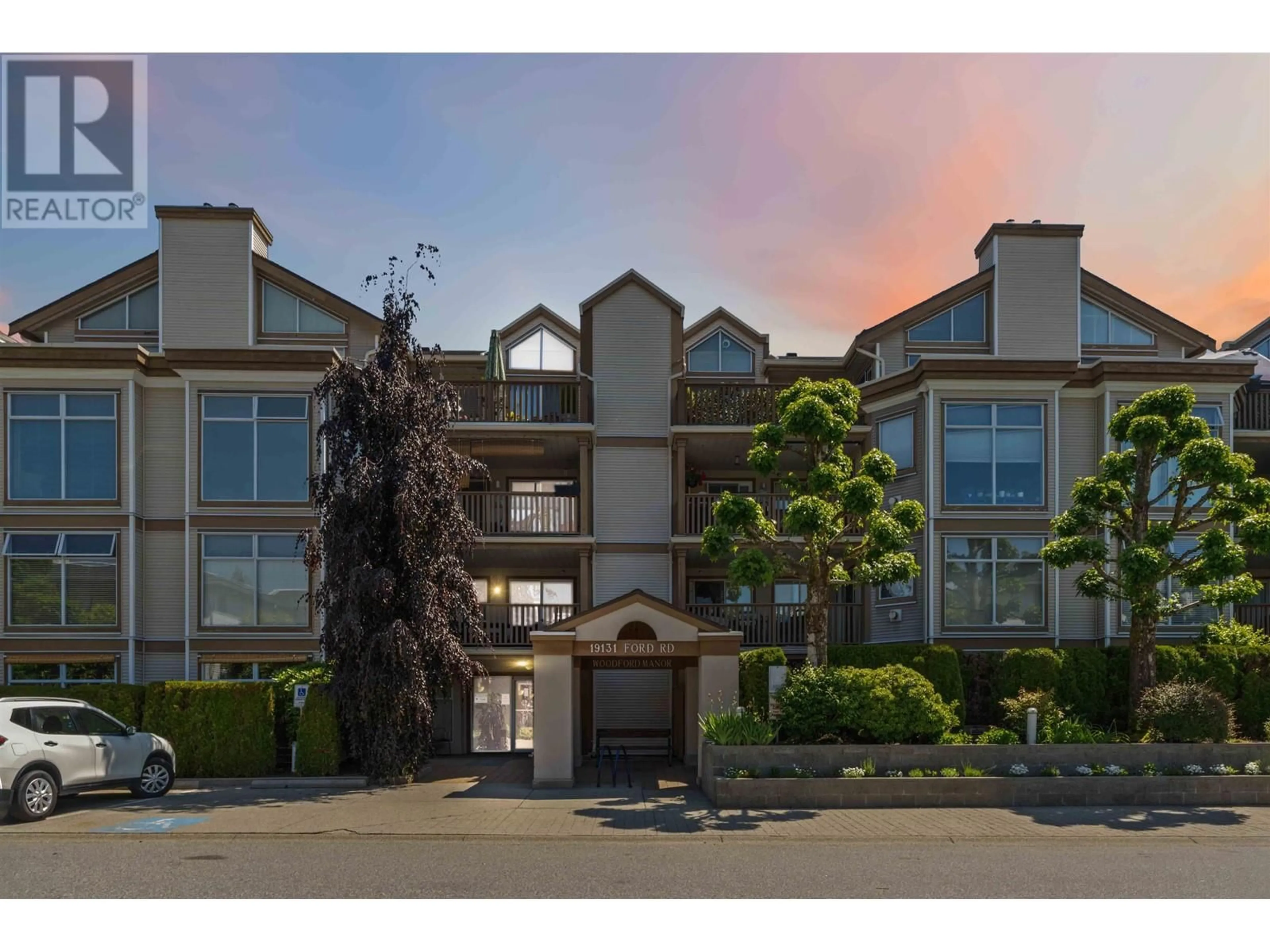A pic from outside/outdoor area/front of a property/back of a property/a pic from drone, unknown for 110 - 19131 FORD ROAD, Pitt Meadows British Columbia V3Y2R5
