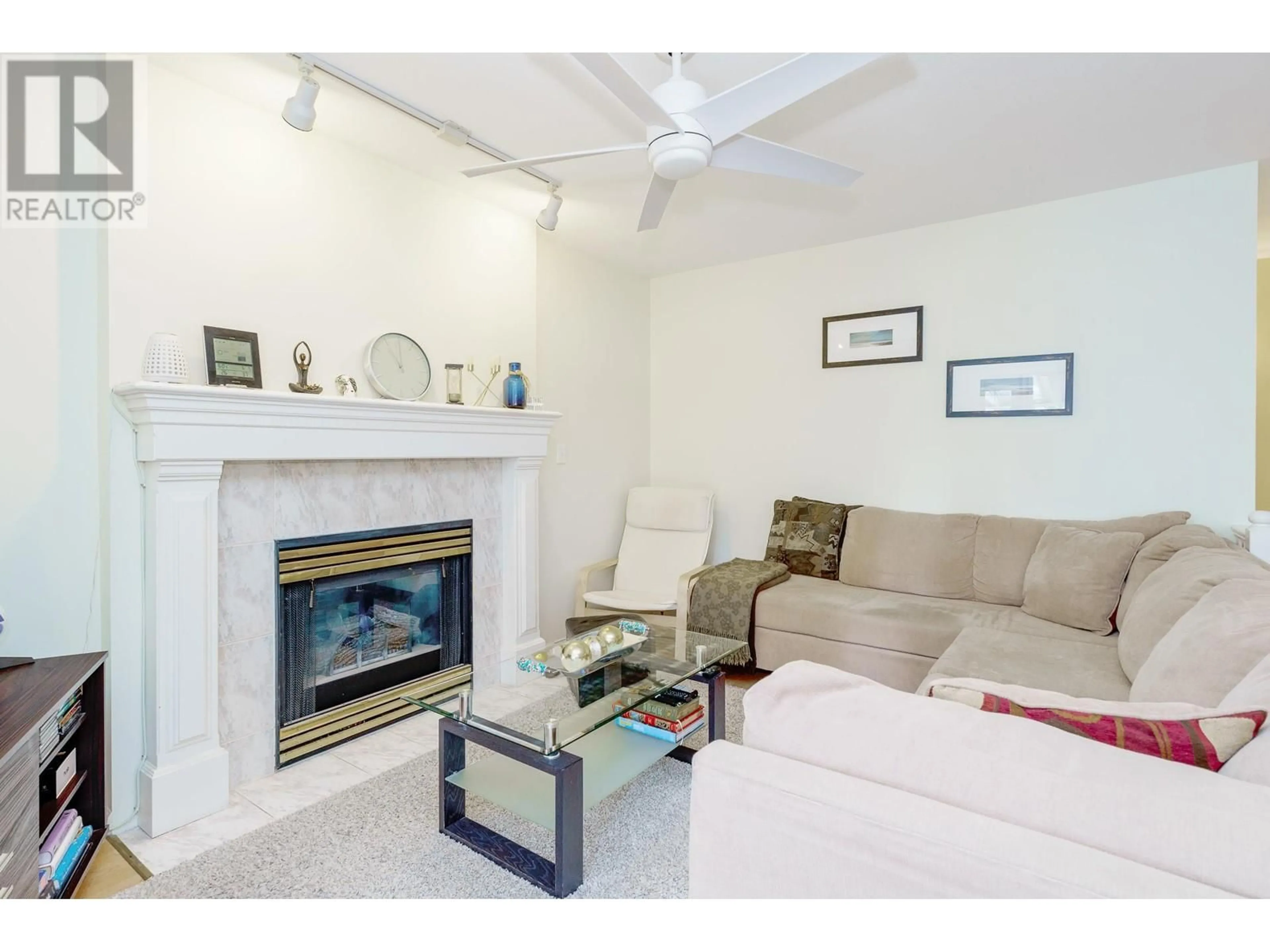 Living room with furniture, unknown for 11651 230B STREET, Maple Ridge British Columbia V2X1Z4