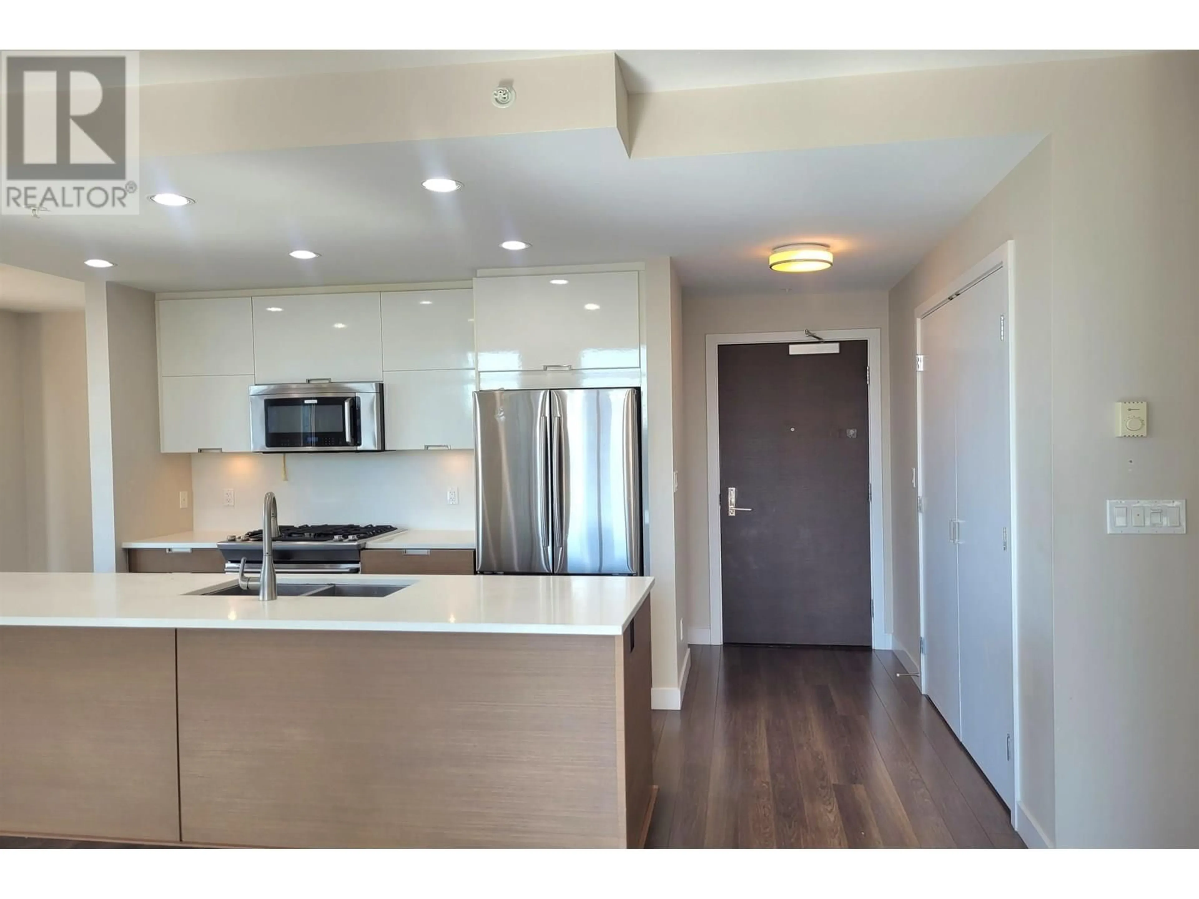 Open concept kitchen, unknown for 2302 - 2077 ROSSER AVENUE, Burnaby British Columbia V5C0G6
