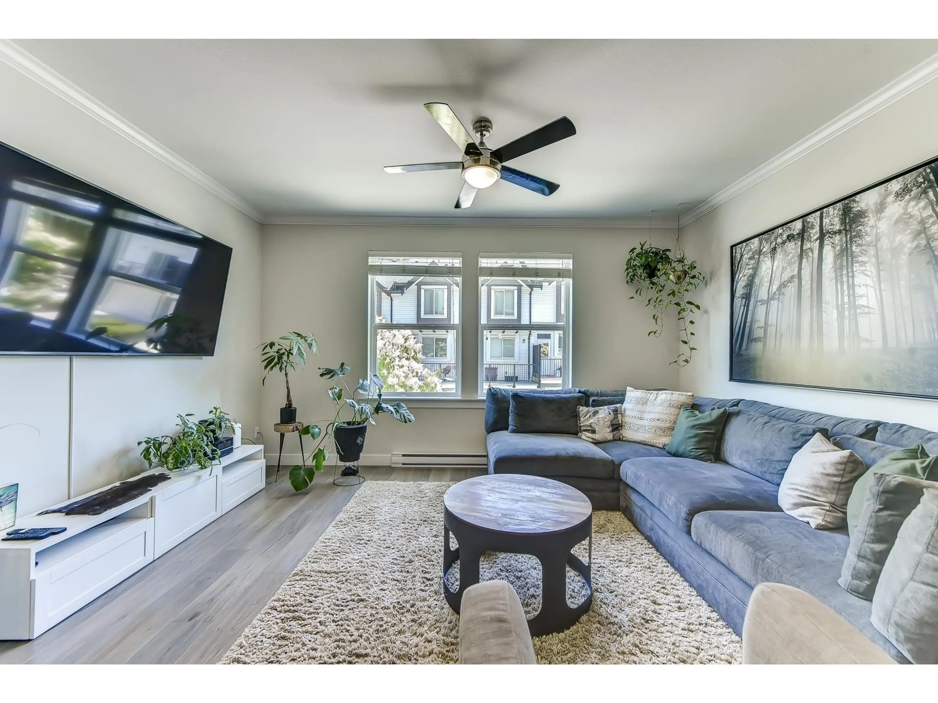 Living room with furniture, unknown for 12 - 6089 144, Surrey British Columbia V3X1A4