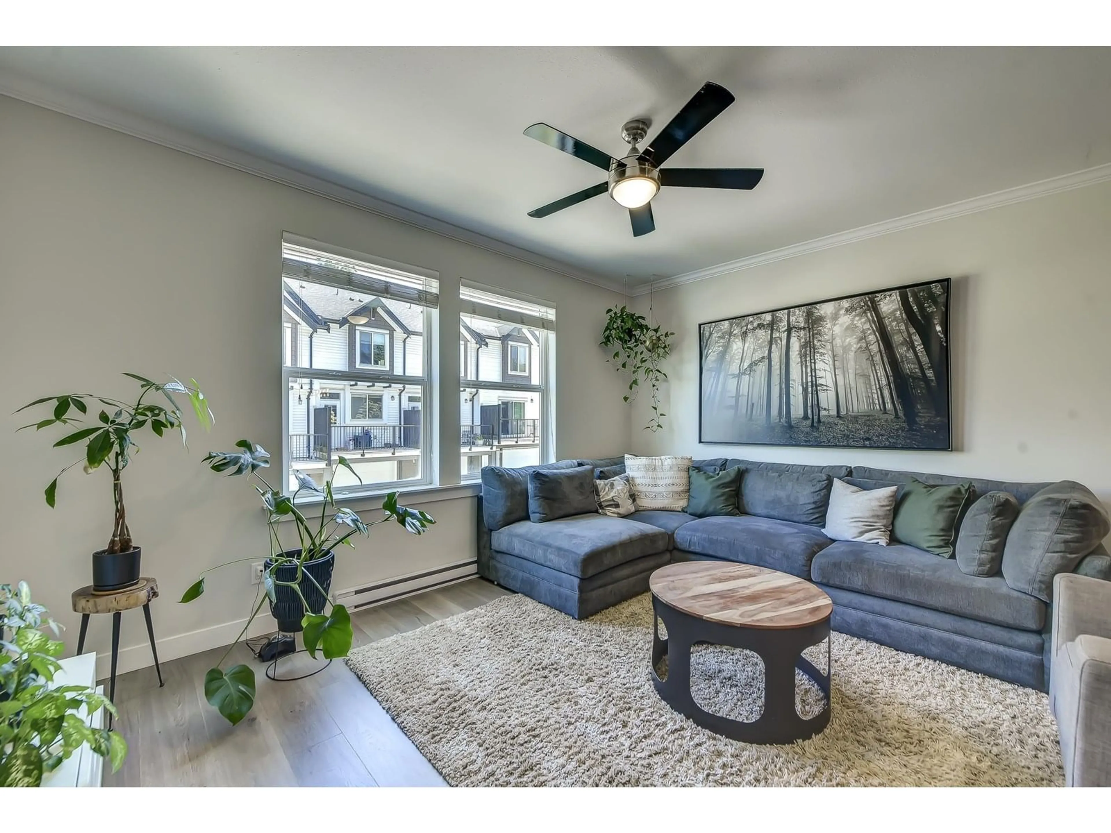 Living room with furniture, unknown for 12 - 6089 144, Surrey British Columbia V3X1A4