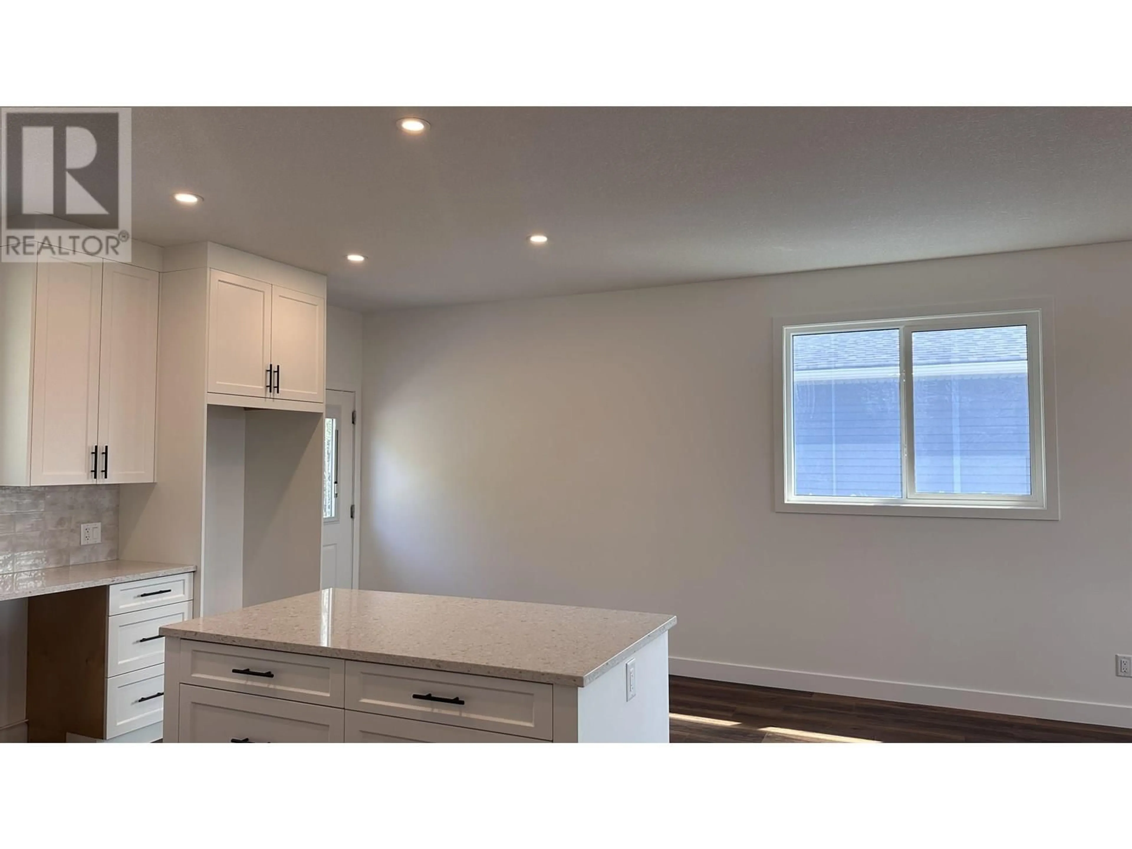 Open concept kitchen, unknown for 7136 HILLU ROAD, Prince George British Columbia V2K0B4