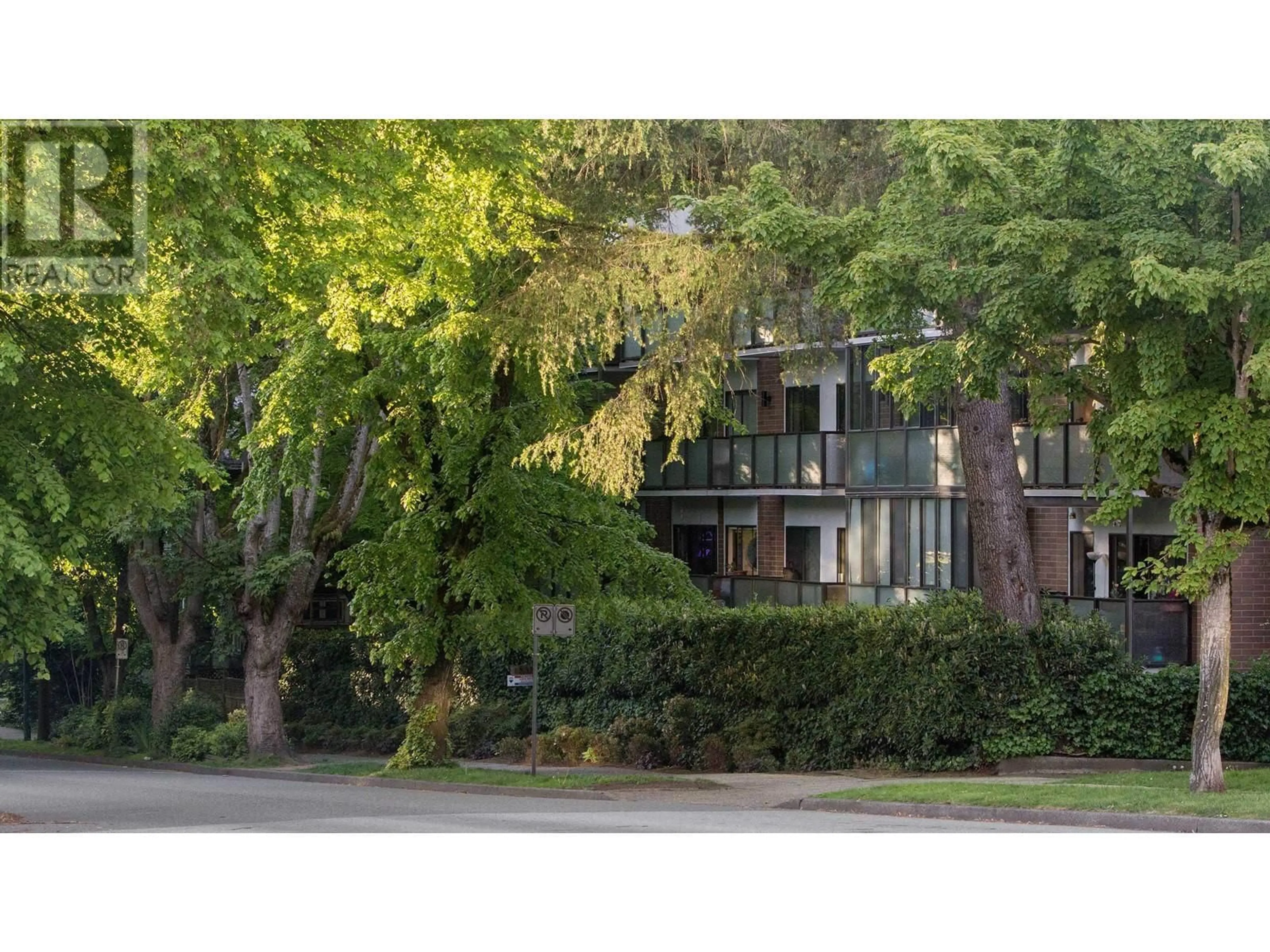 Blurry image for 201 - 1535 NELSON STREET, Vancouver British Columbia V6G1M2
