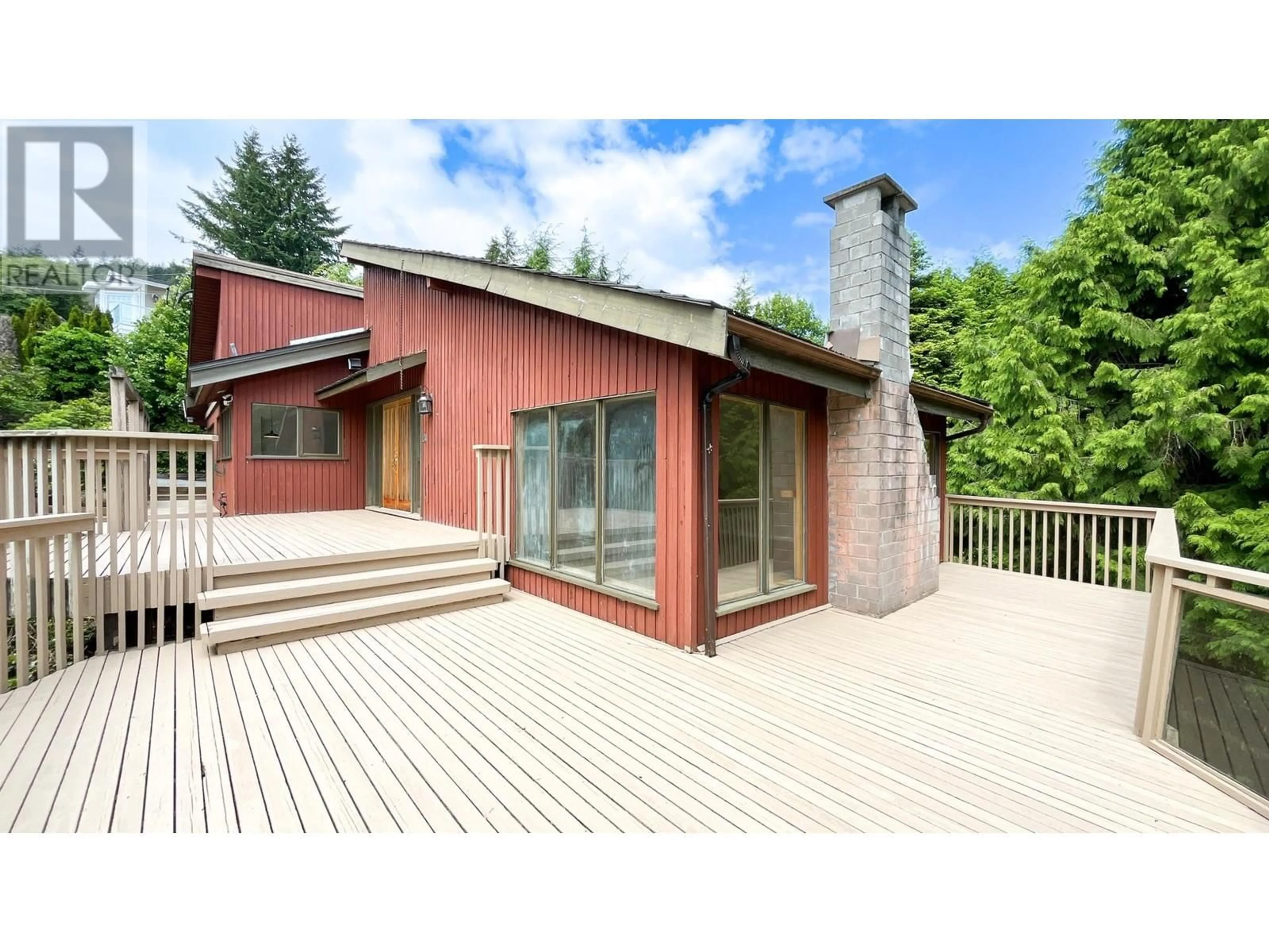 Unknown for 568 ST. ANDREWS PLACE, West Vancouver British Columbia V7S1V8