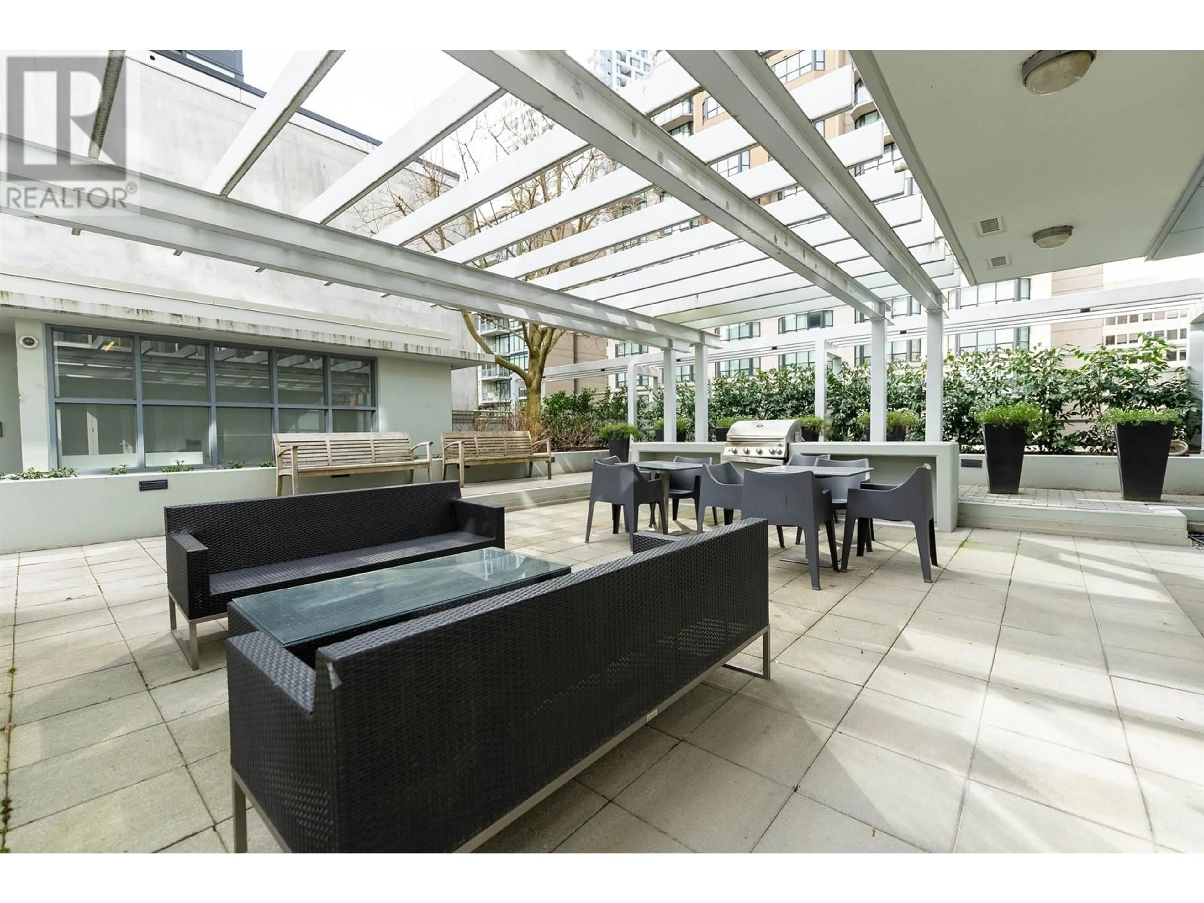 Patio, street for 1002 - 1205 HOWE STREET, Vancouver British Columbia V6Z0B2