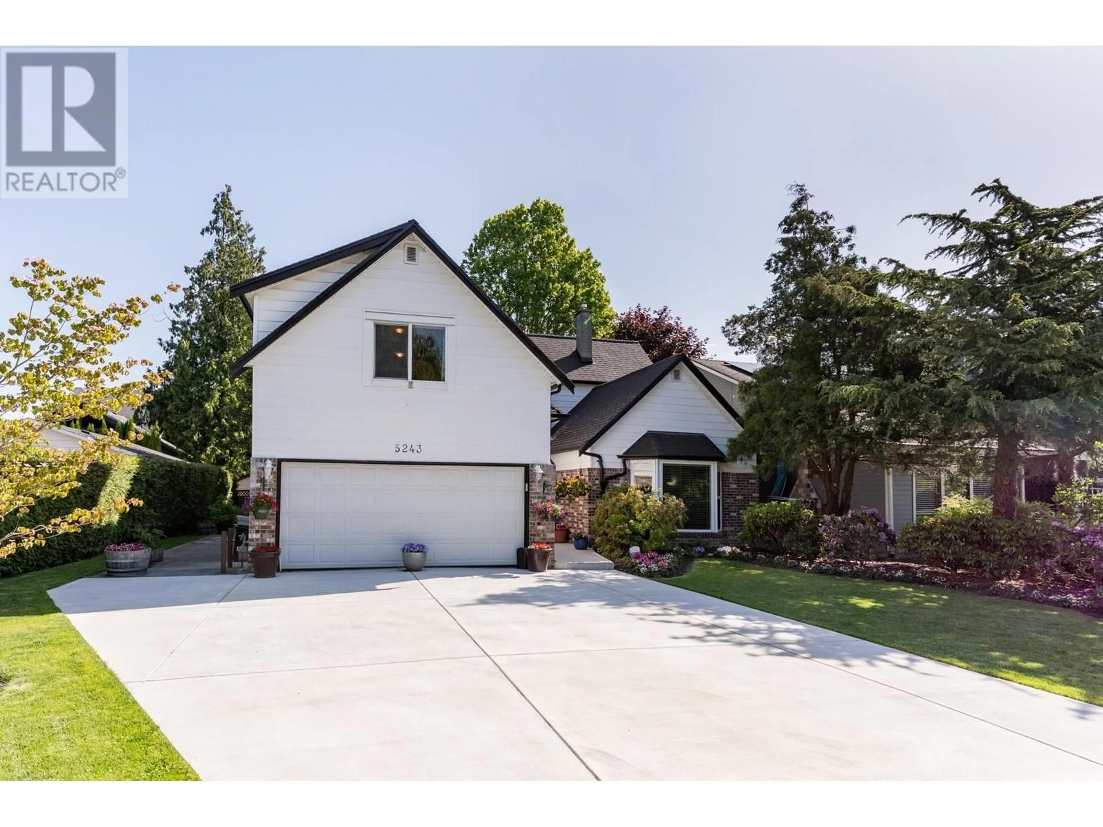 Home with vinyl exterior material, street for 5243 BENTLEY COURT, Delta British Columbia V4K4B2