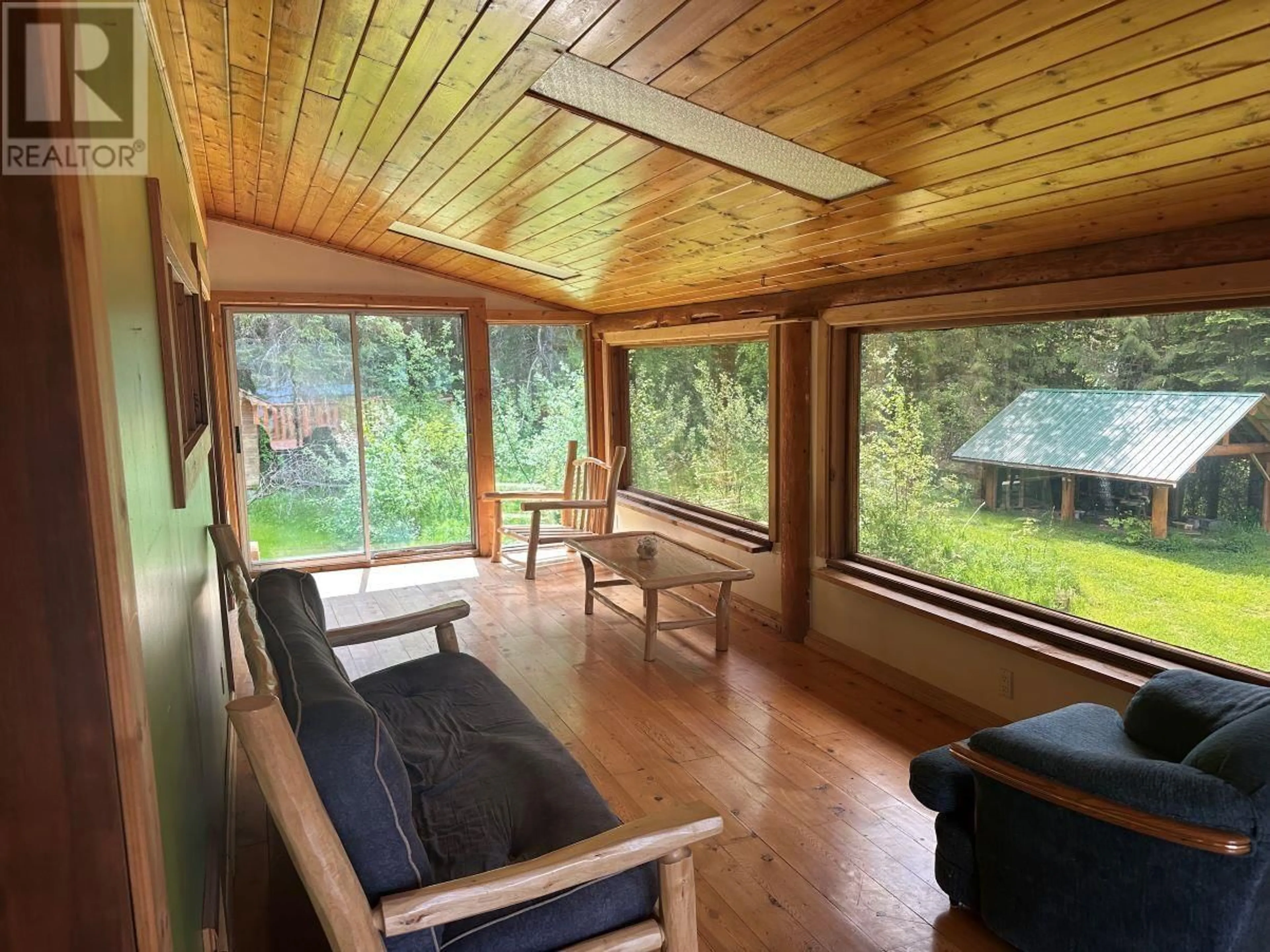 A pic of a room for 34286 16 HIGHWAY, Prince George British Columbia V2N6X2